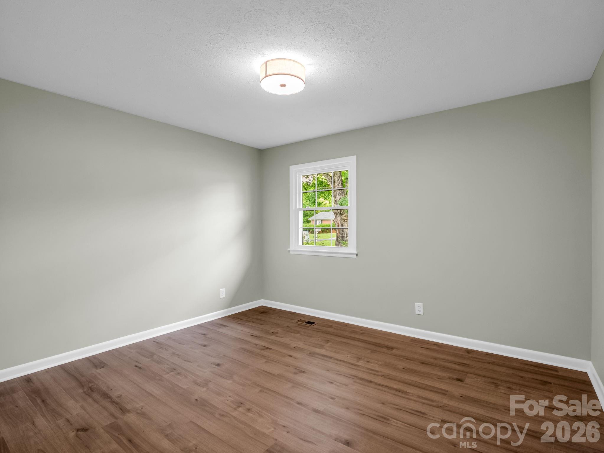 2917 Poplar Circle — Shelby