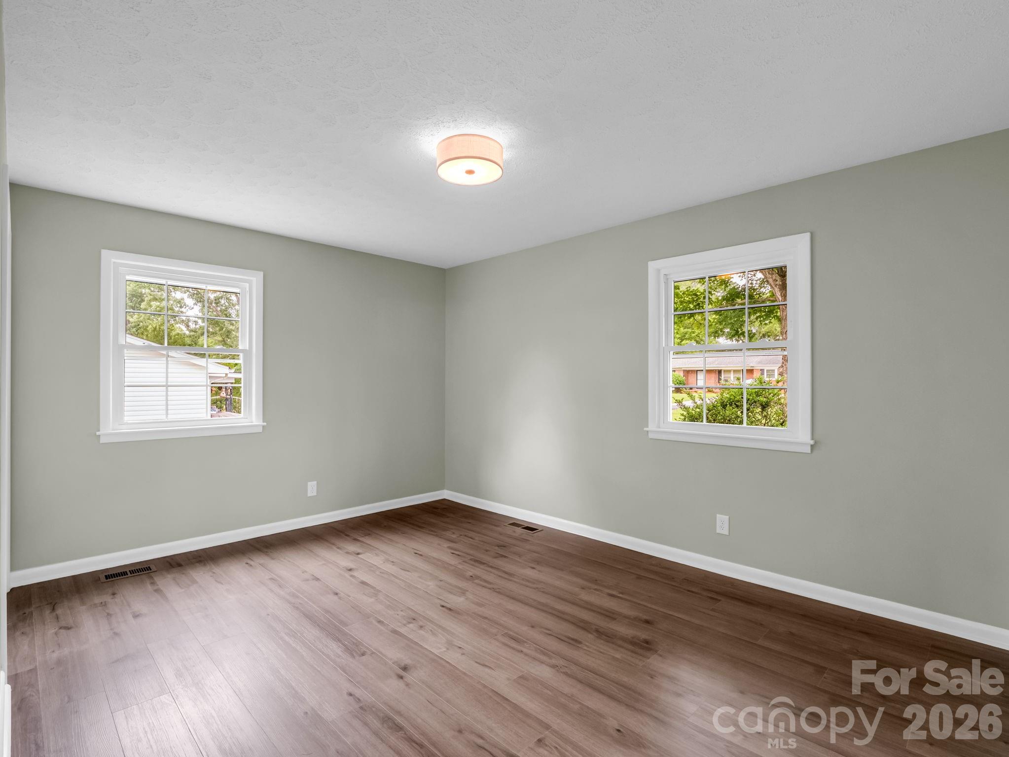 2917 Poplar Circle — Shelby