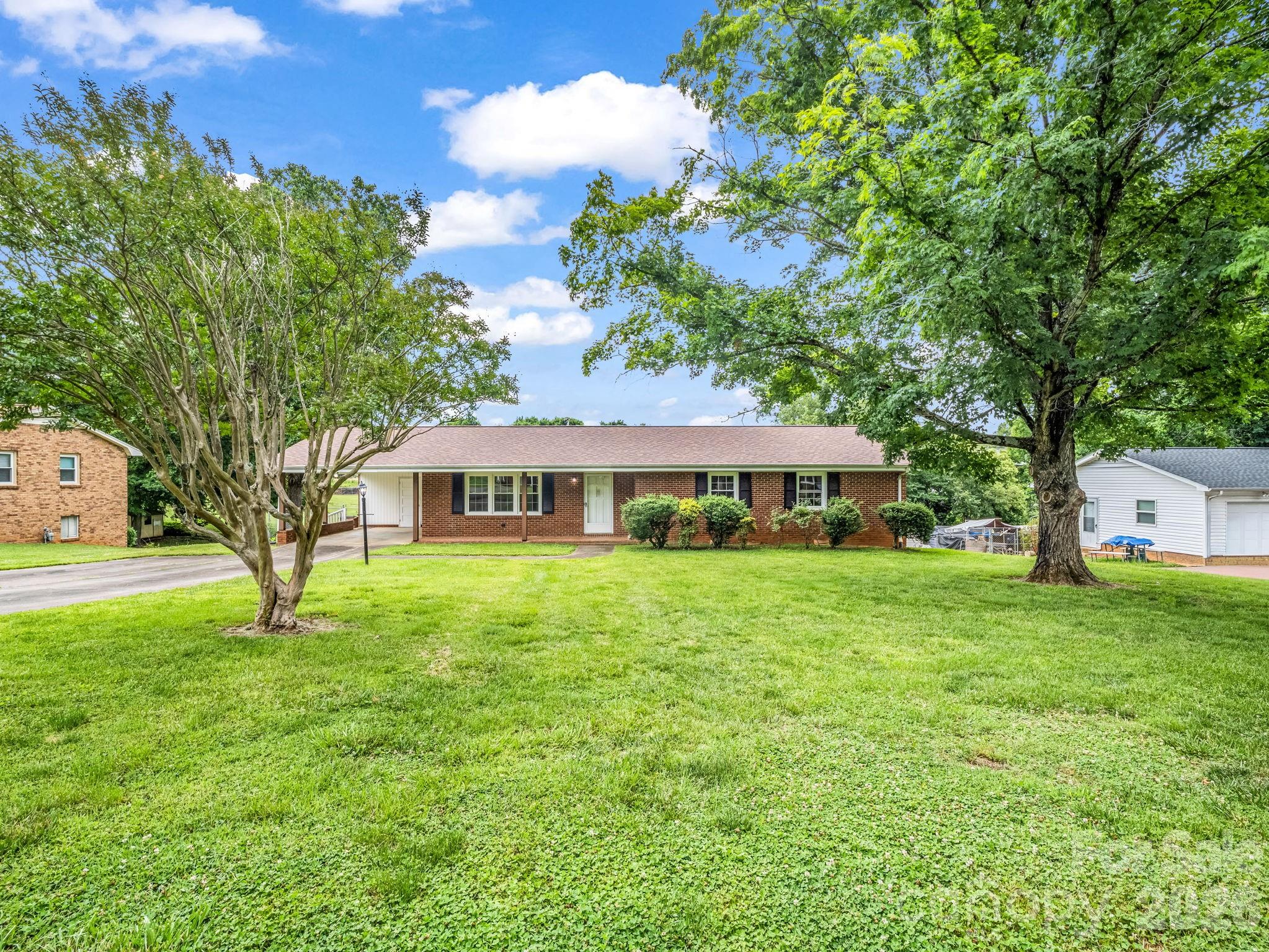 2917 Poplar Circle — Shelby