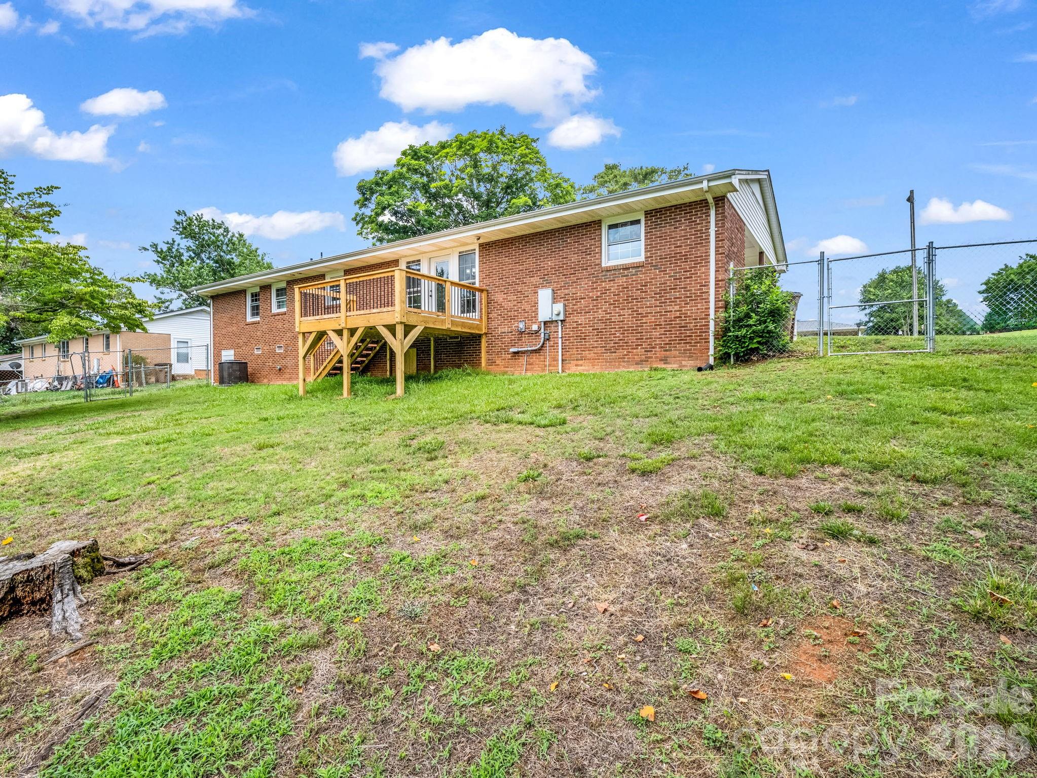 2917 Poplar Circle — Shelby