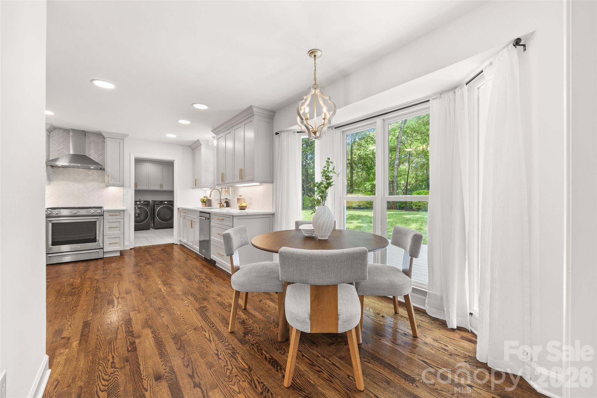 5617 Hillbrook Drive — Charlotte