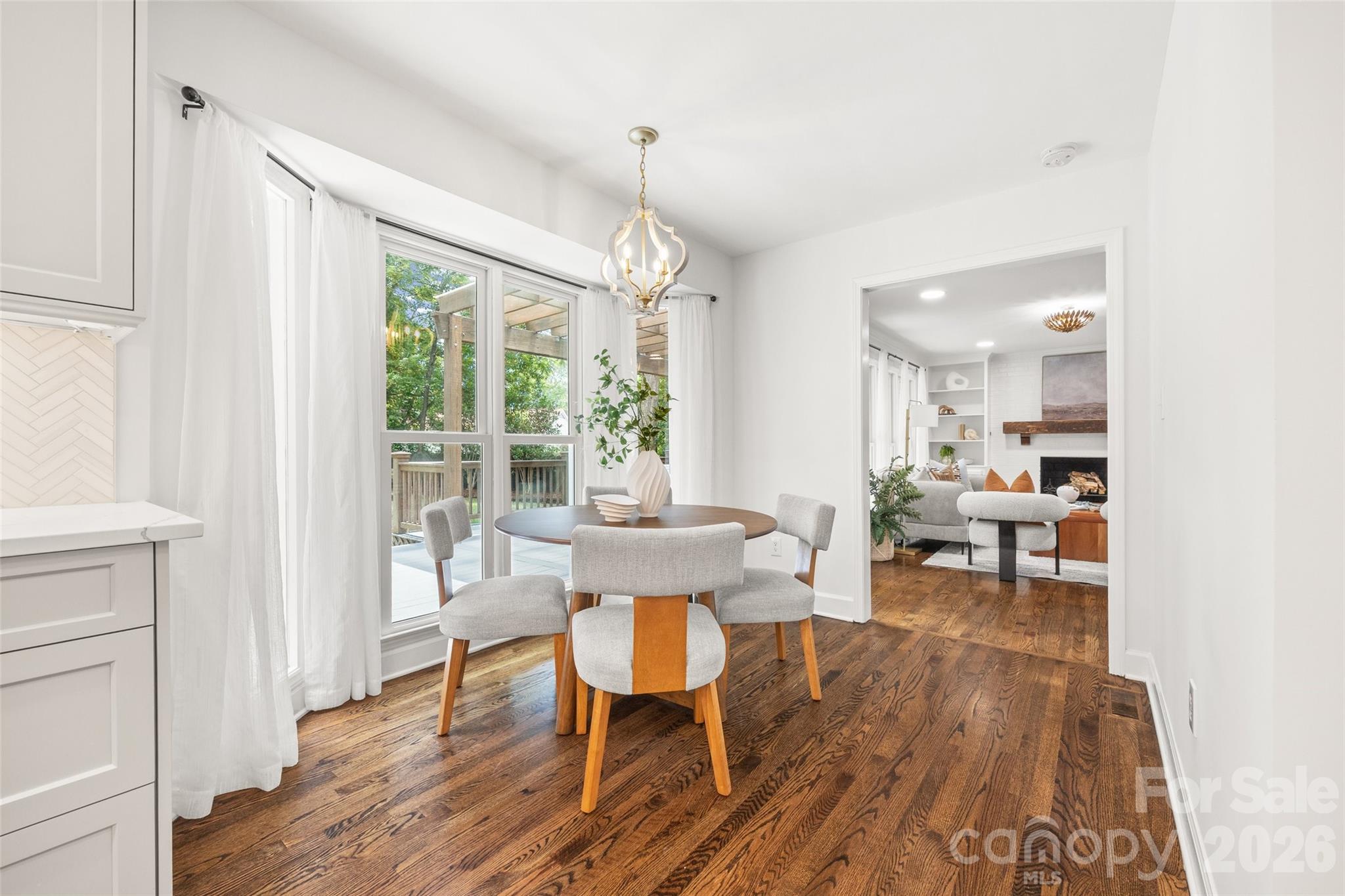 5617 Hillbrook Drive — Charlotte