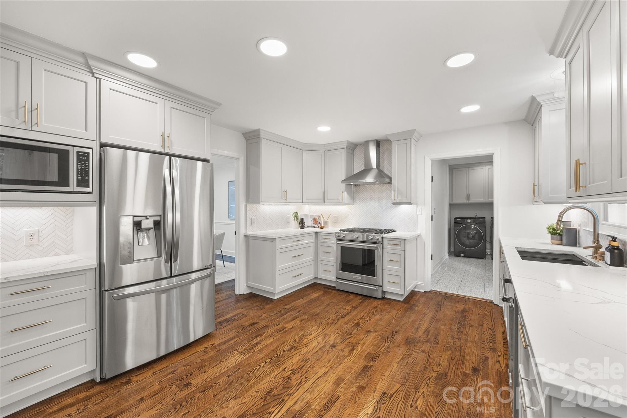 5617 Hillbrook Drive — Charlotte