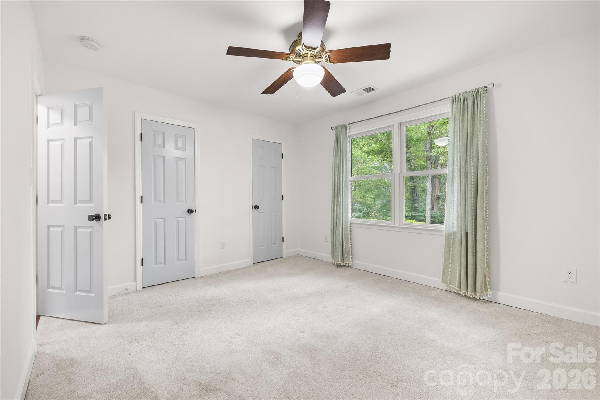 5617 Hillbrook Drive — Charlotte