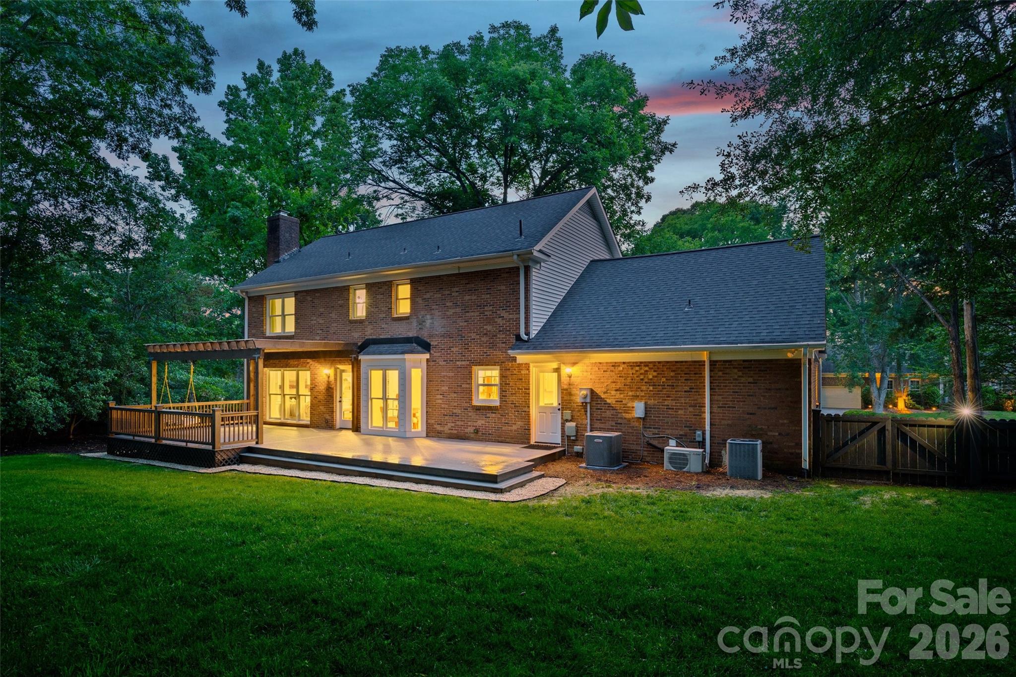 5617 Hillbrook Drive — Charlotte