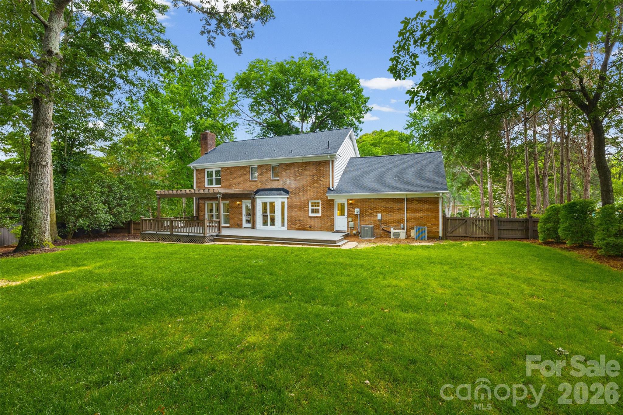 5617 Hillbrook Drive — Charlotte