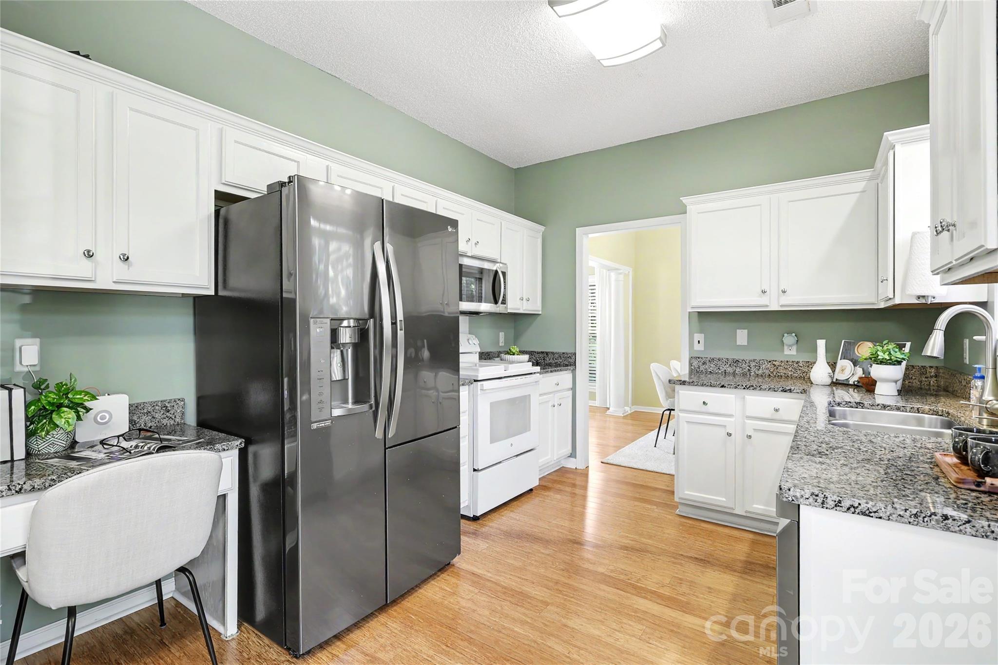 14802 Bergerac Court — Pineville