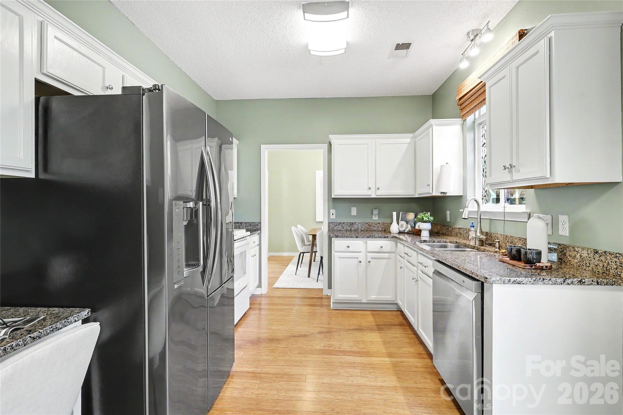 14802 Bergerac Court — Pineville