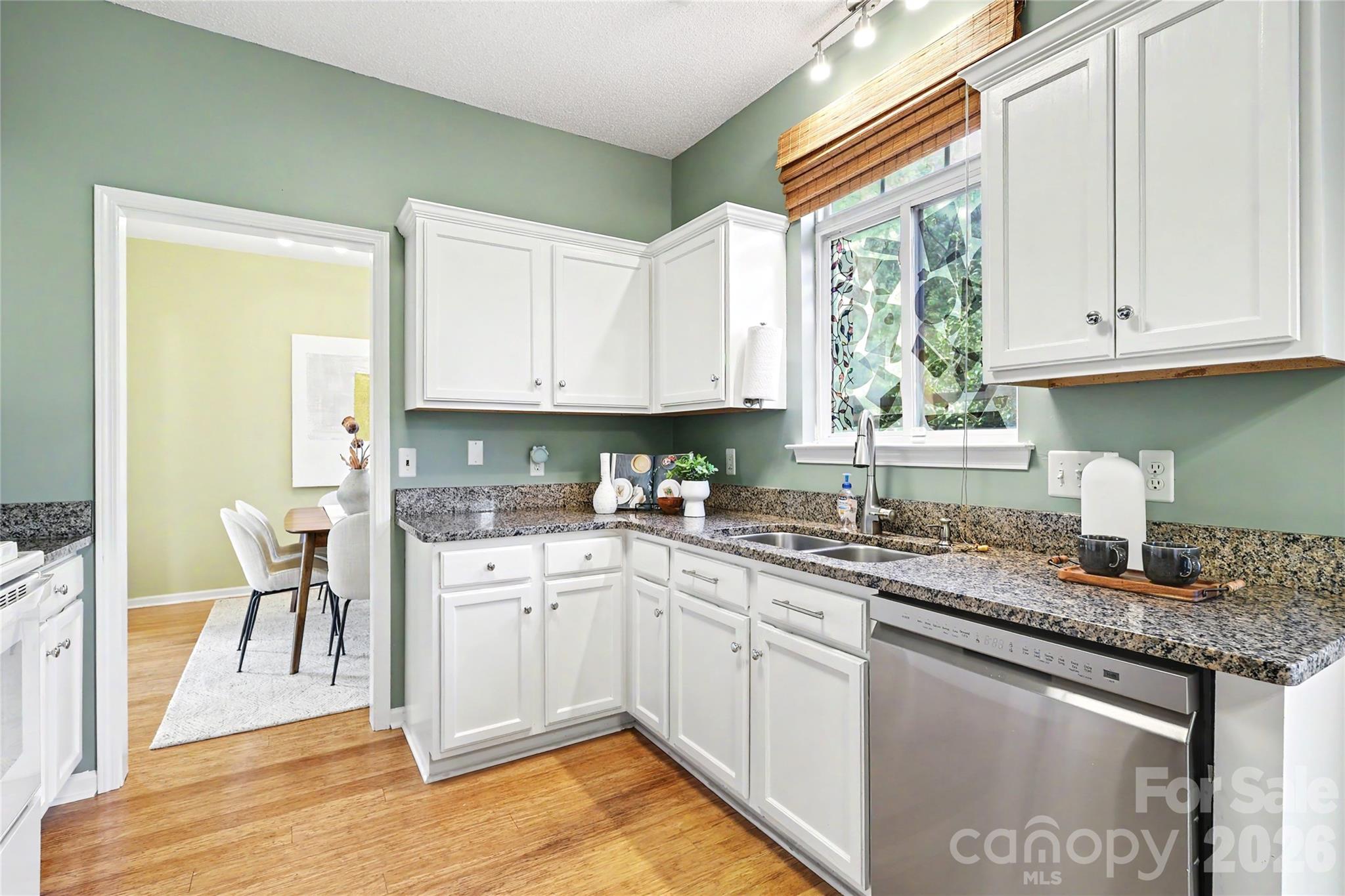 14802 Bergerac Court — Pineville
