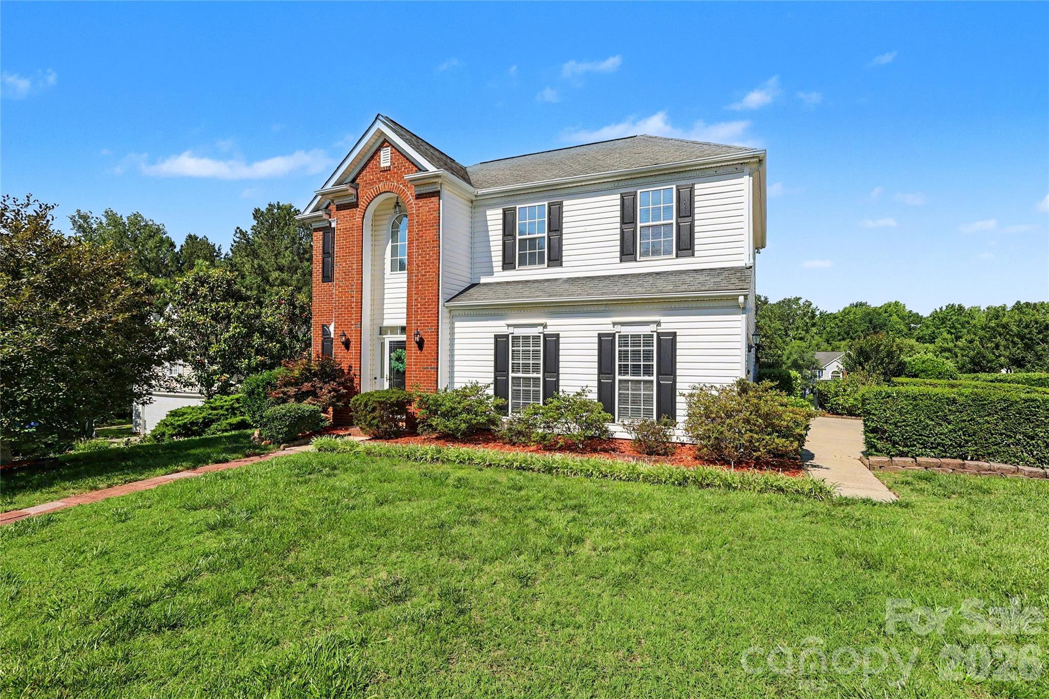 14802 Bergerac Court — Pineville