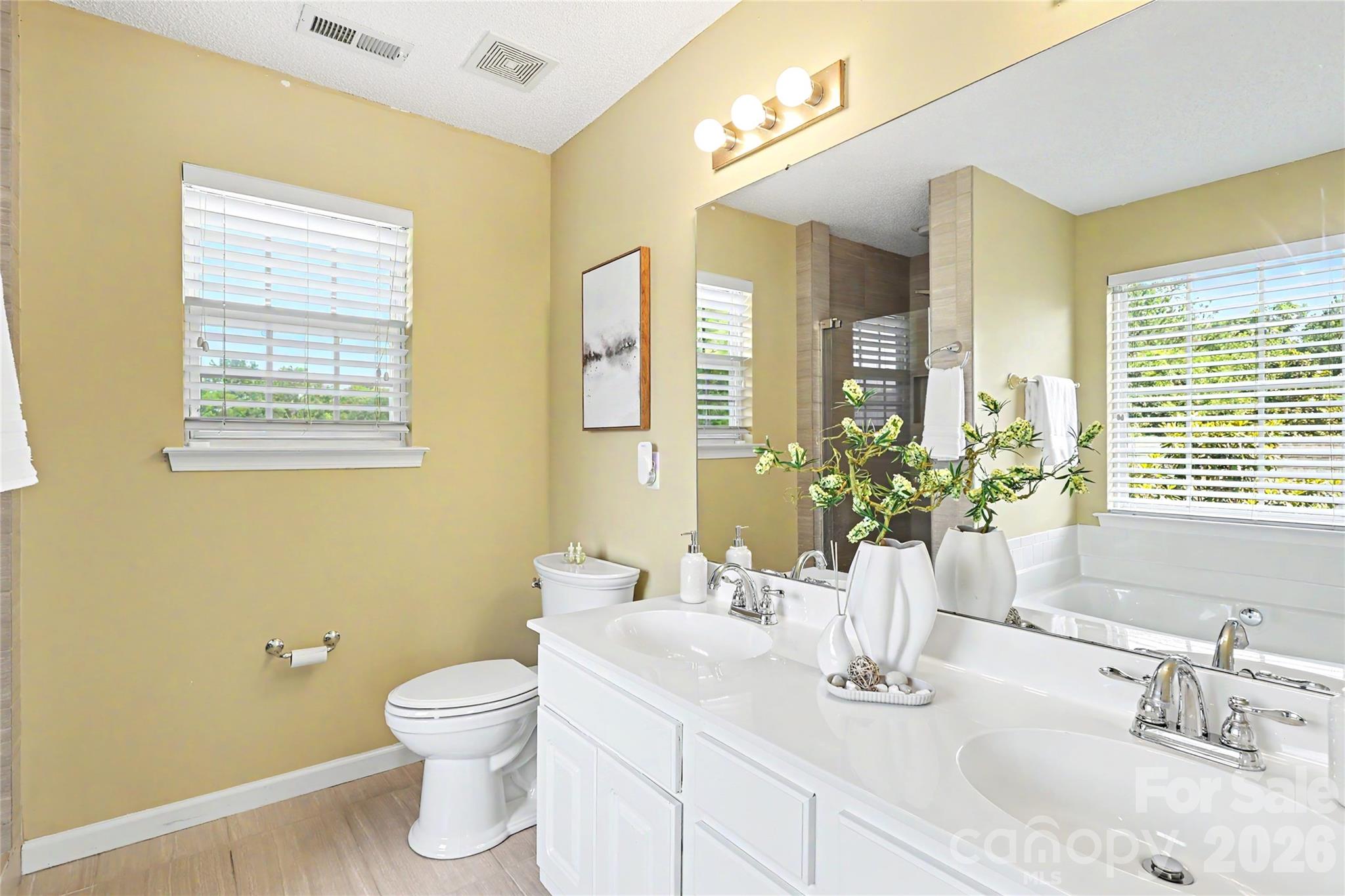 14802 Bergerac Court — Pineville