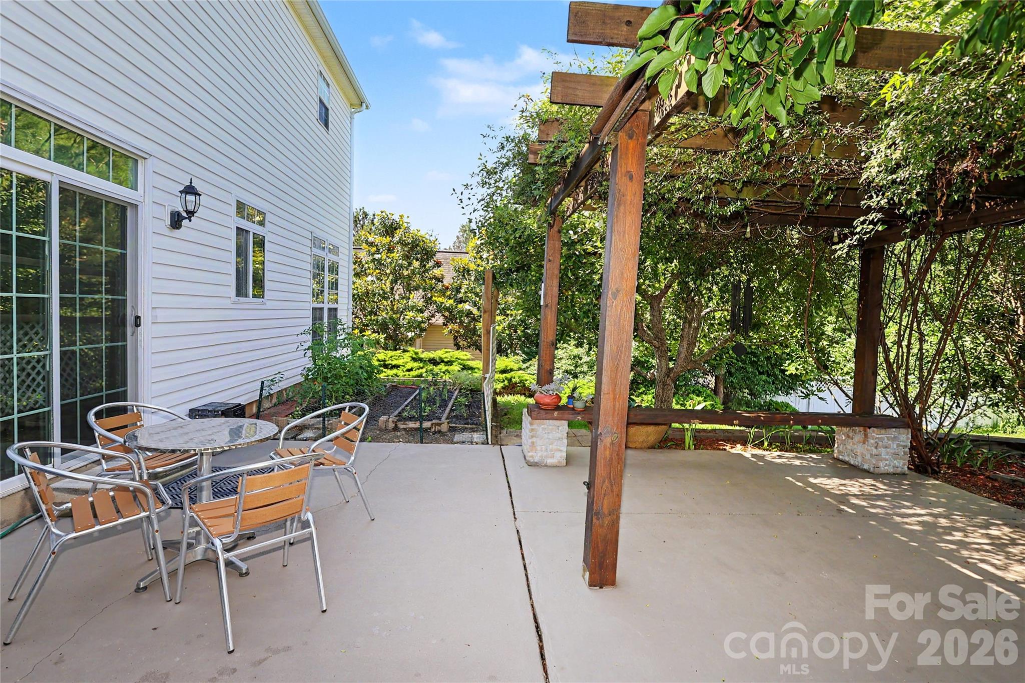 14802 Bergerac Court — Pineville
