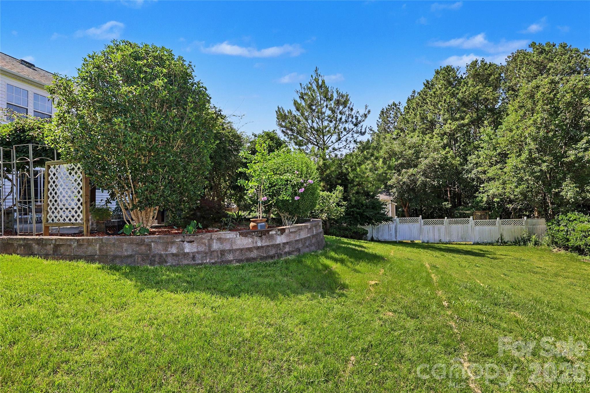 14802 Bergerac Court — Pineville