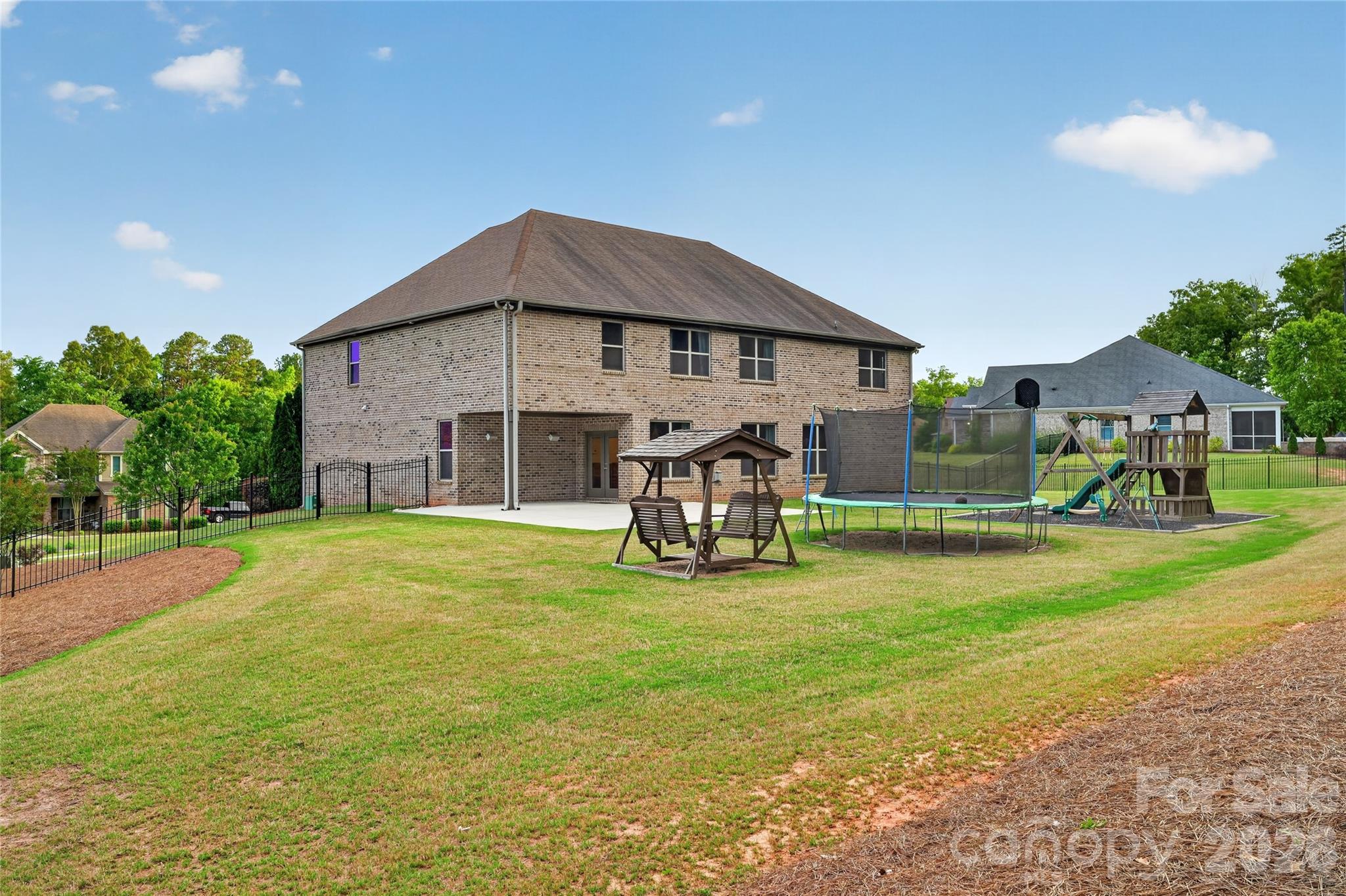726 Lingfield Lane — Waxhaw