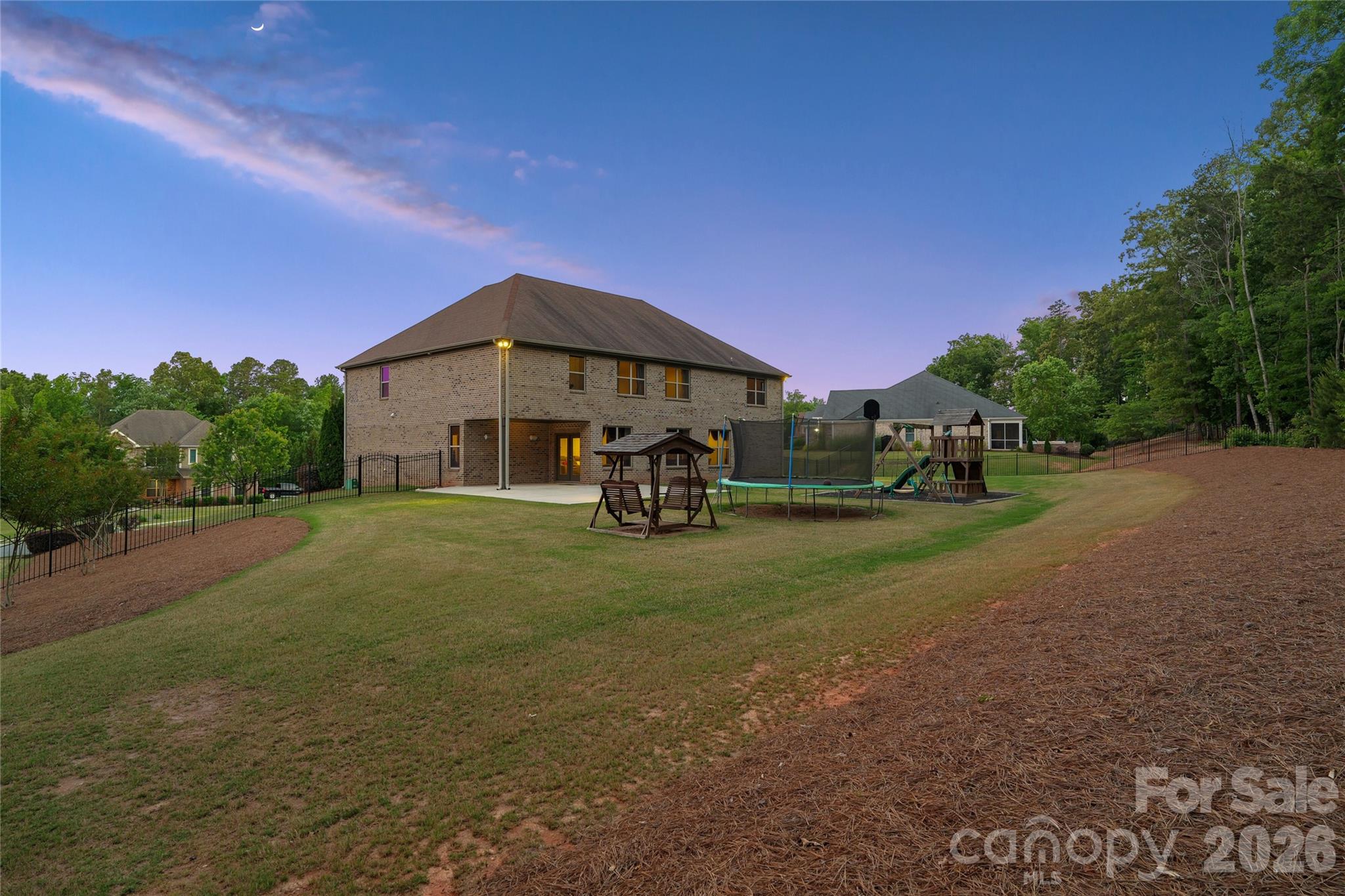 726 Lingfield Lane — Waxhaw