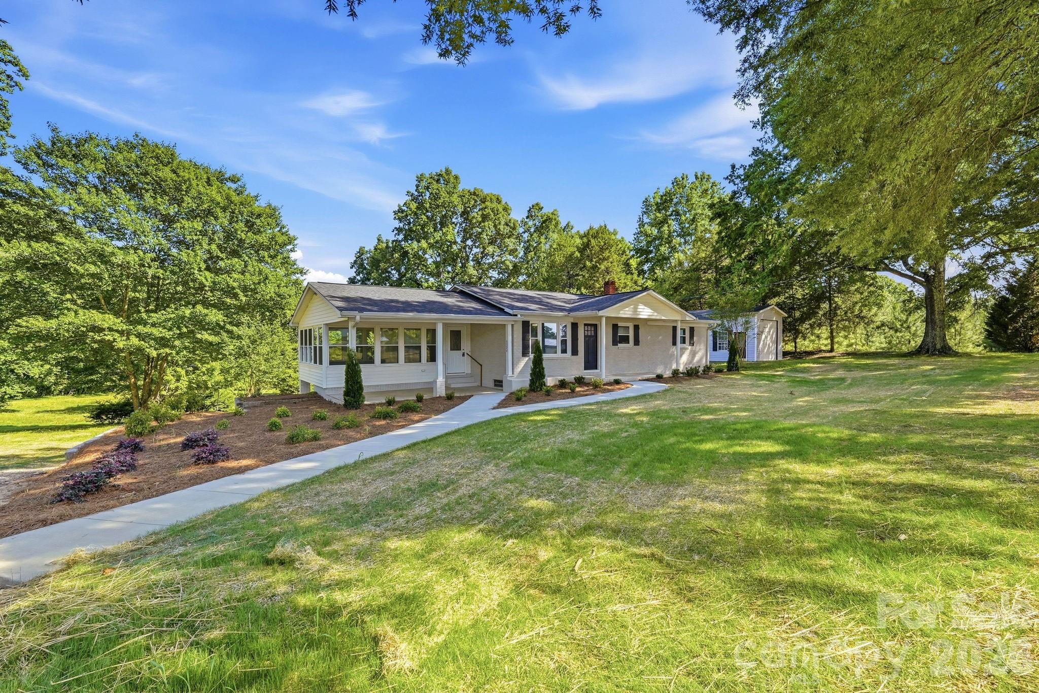 1524 Williams Road — Lewisville
