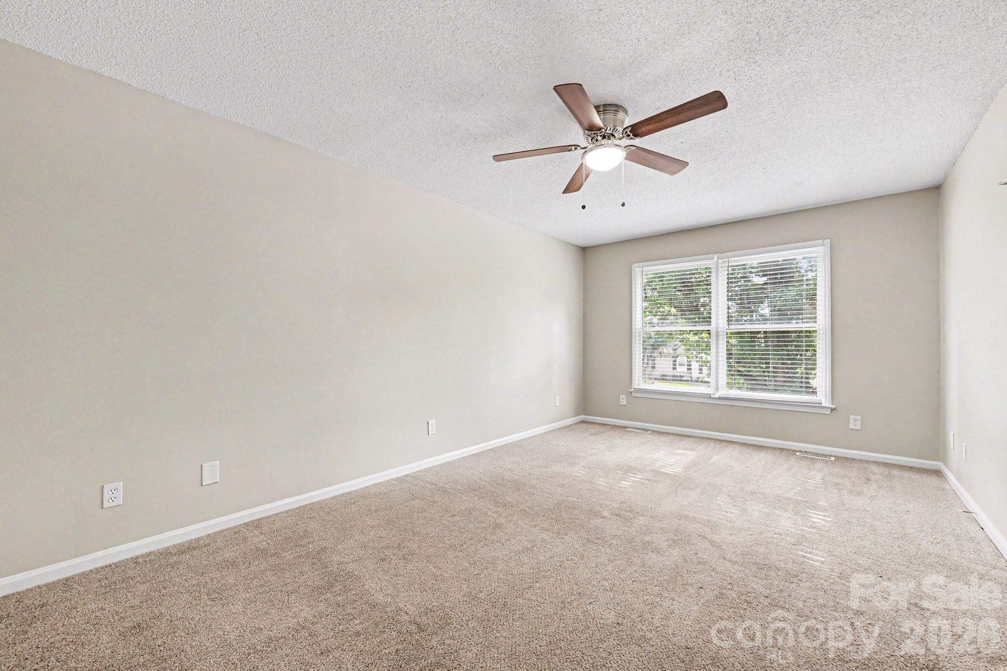 619 Devonwood Court — Gastonia