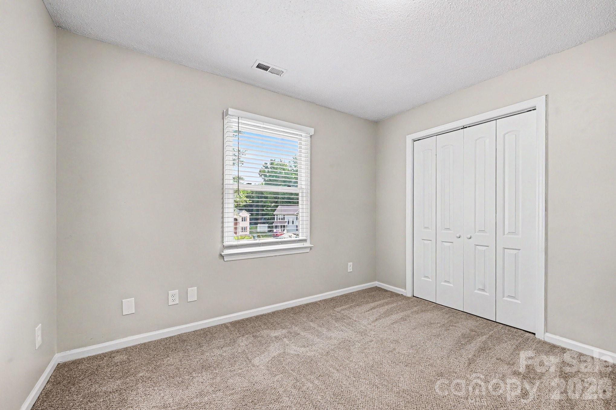 619 Devonwood Court — Gastonia
