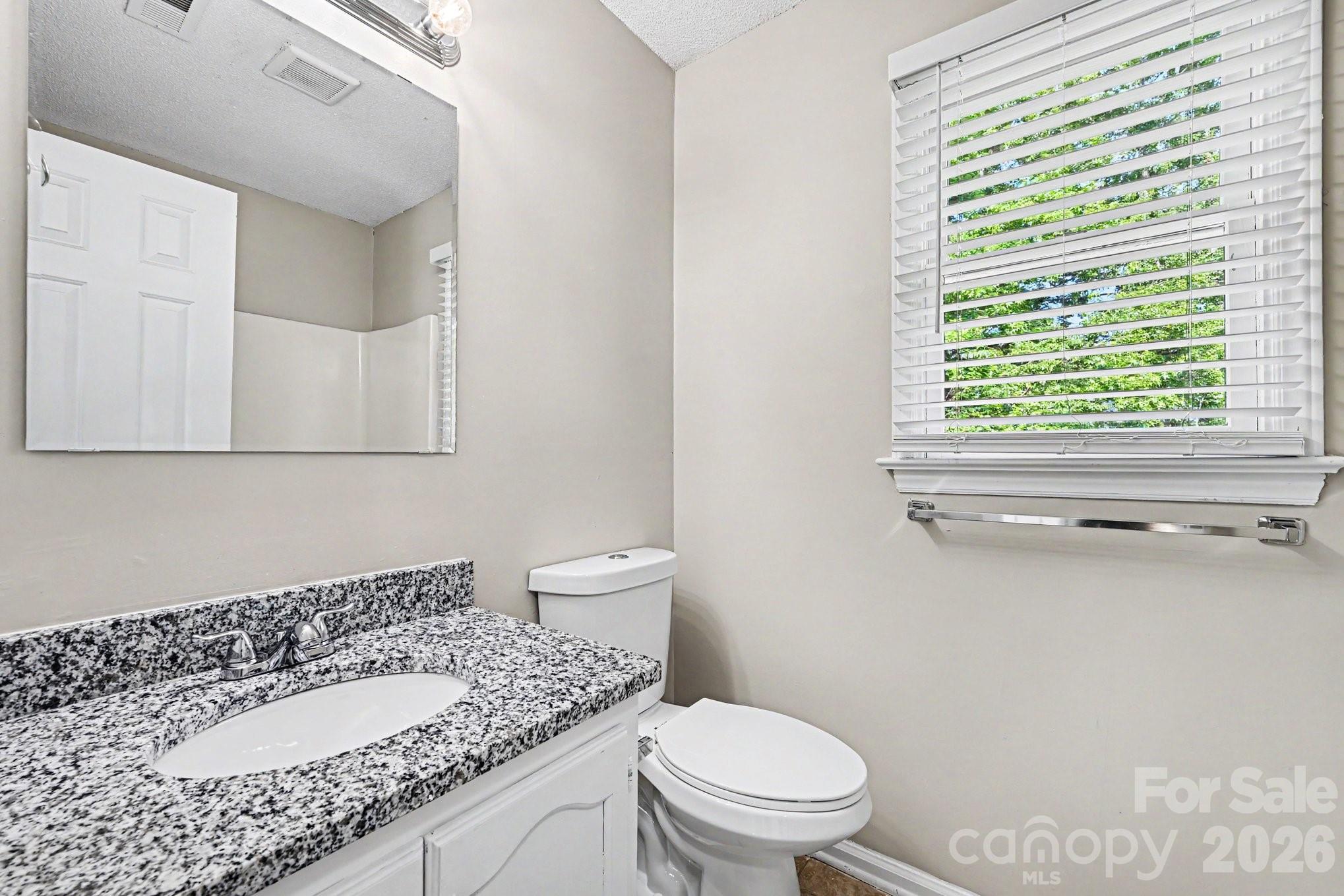619 Devonwood Court — Gastonia