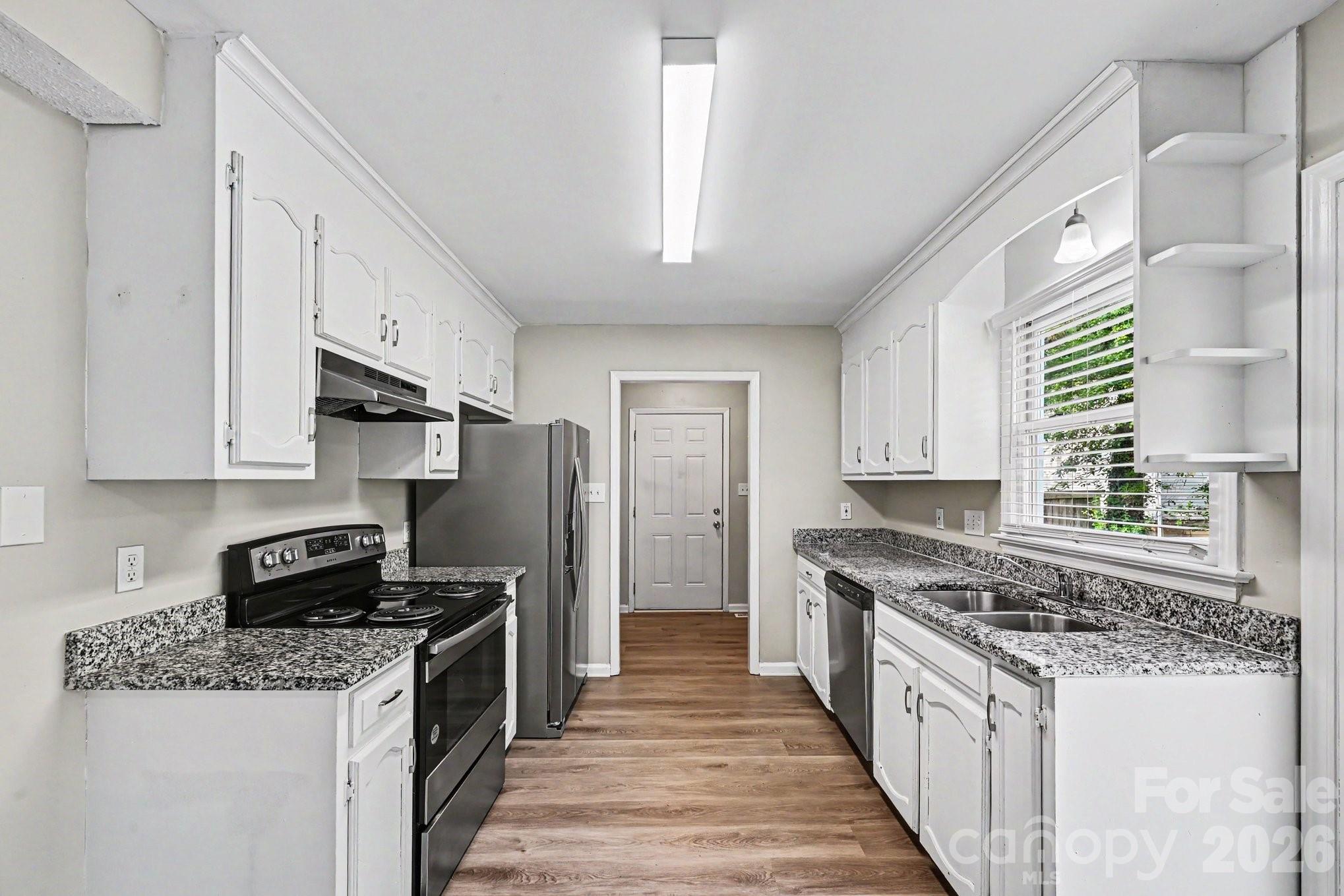 619 Devonwood Court — Gastonia