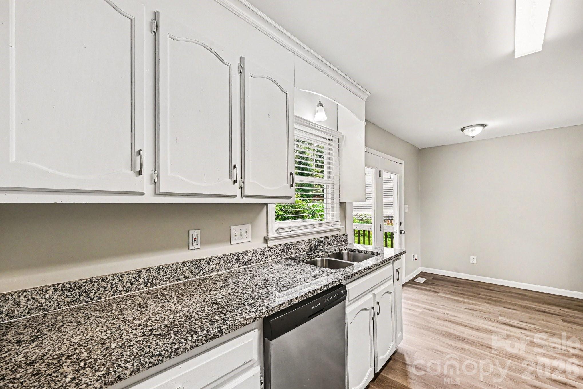 619 Devonwood Court — Gastonia