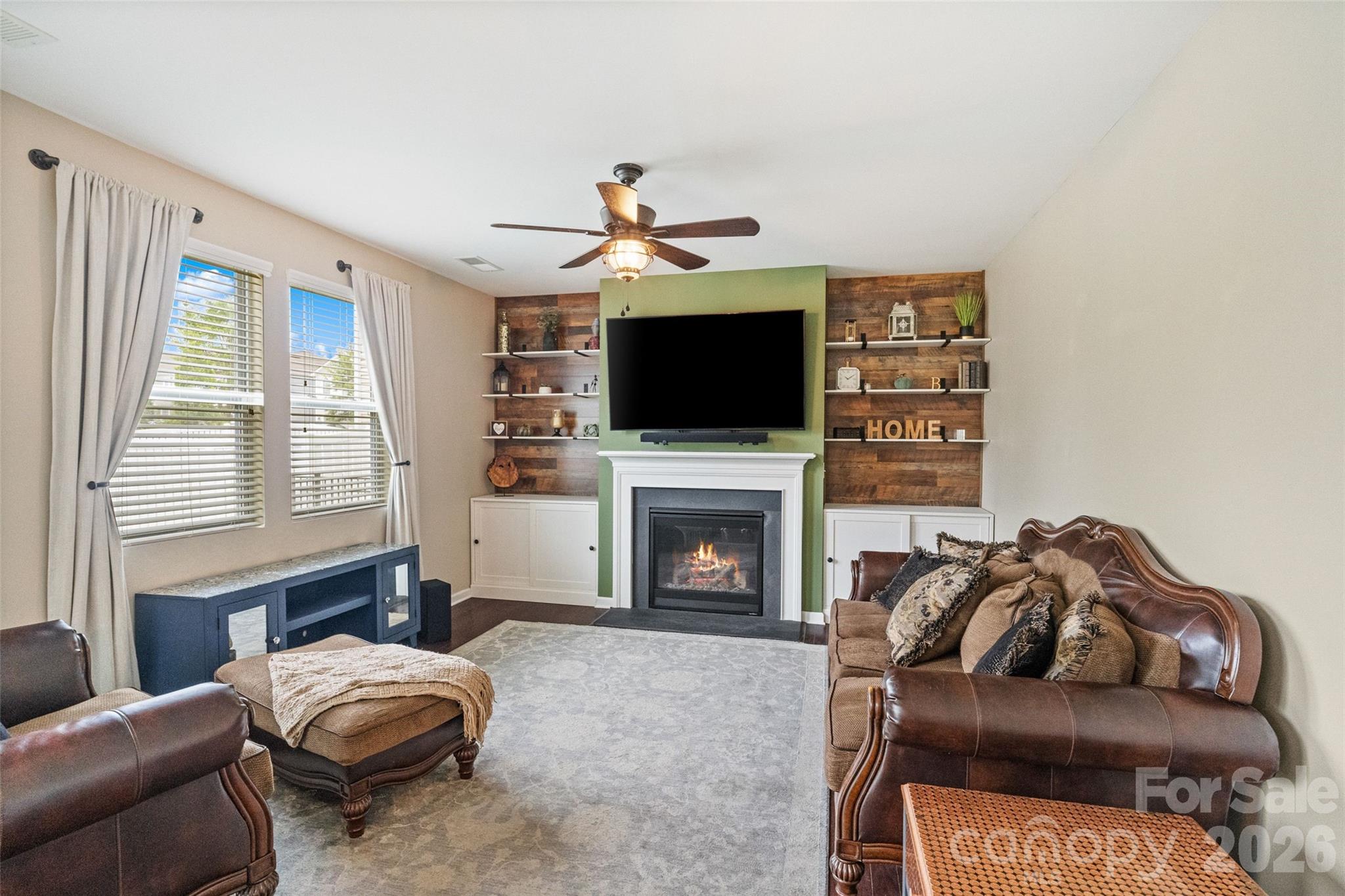 1401 Kings Grove Drive — York