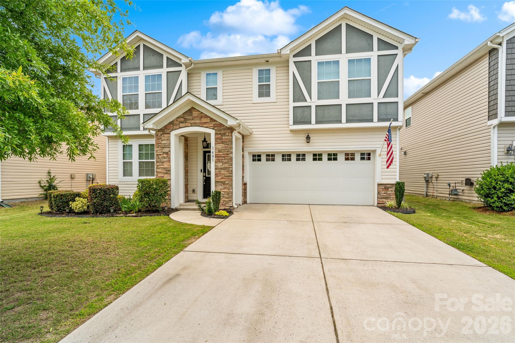 1401 Kings Grove Drive — York