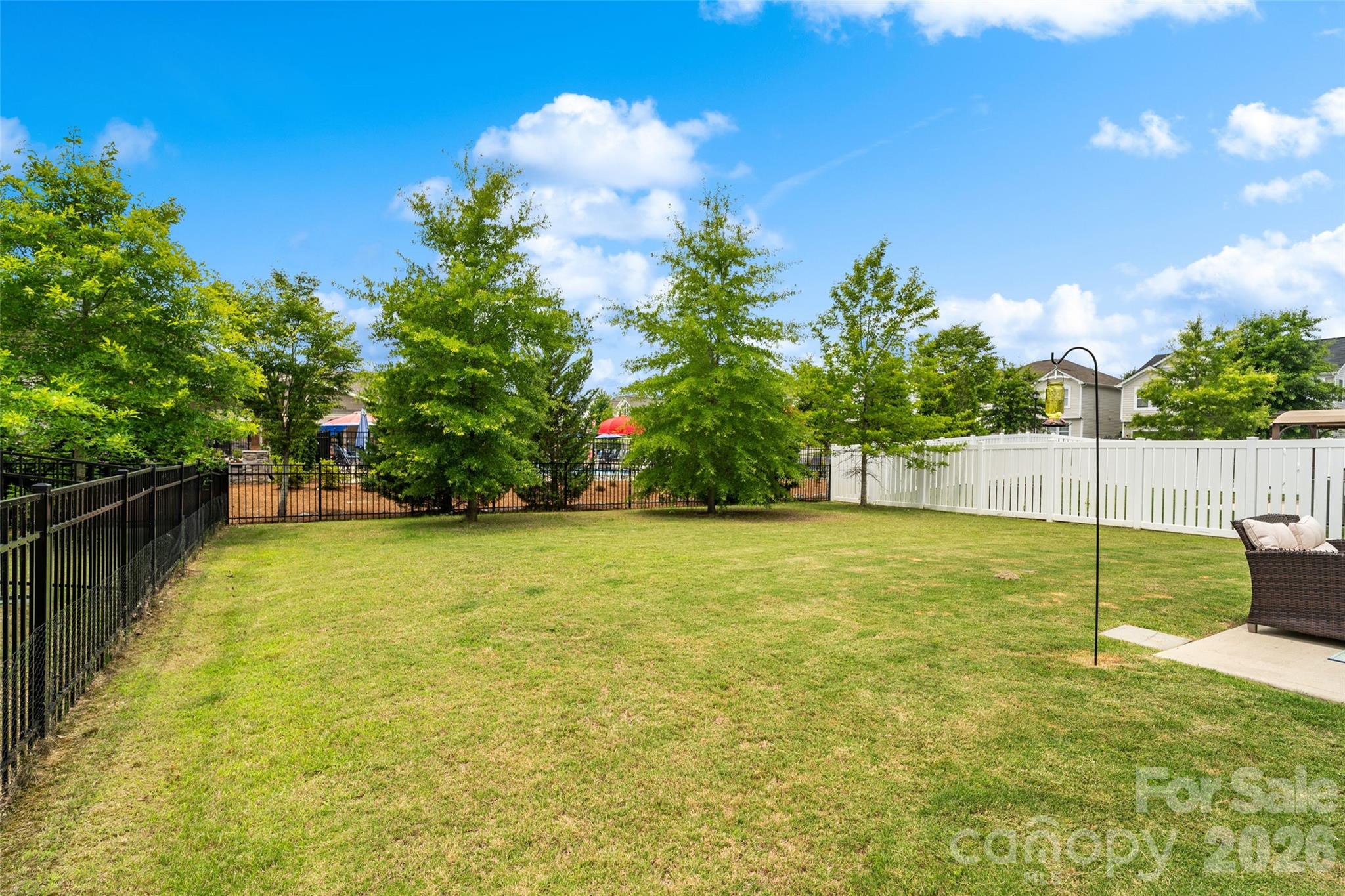 1401 Kings Grove Drive — York