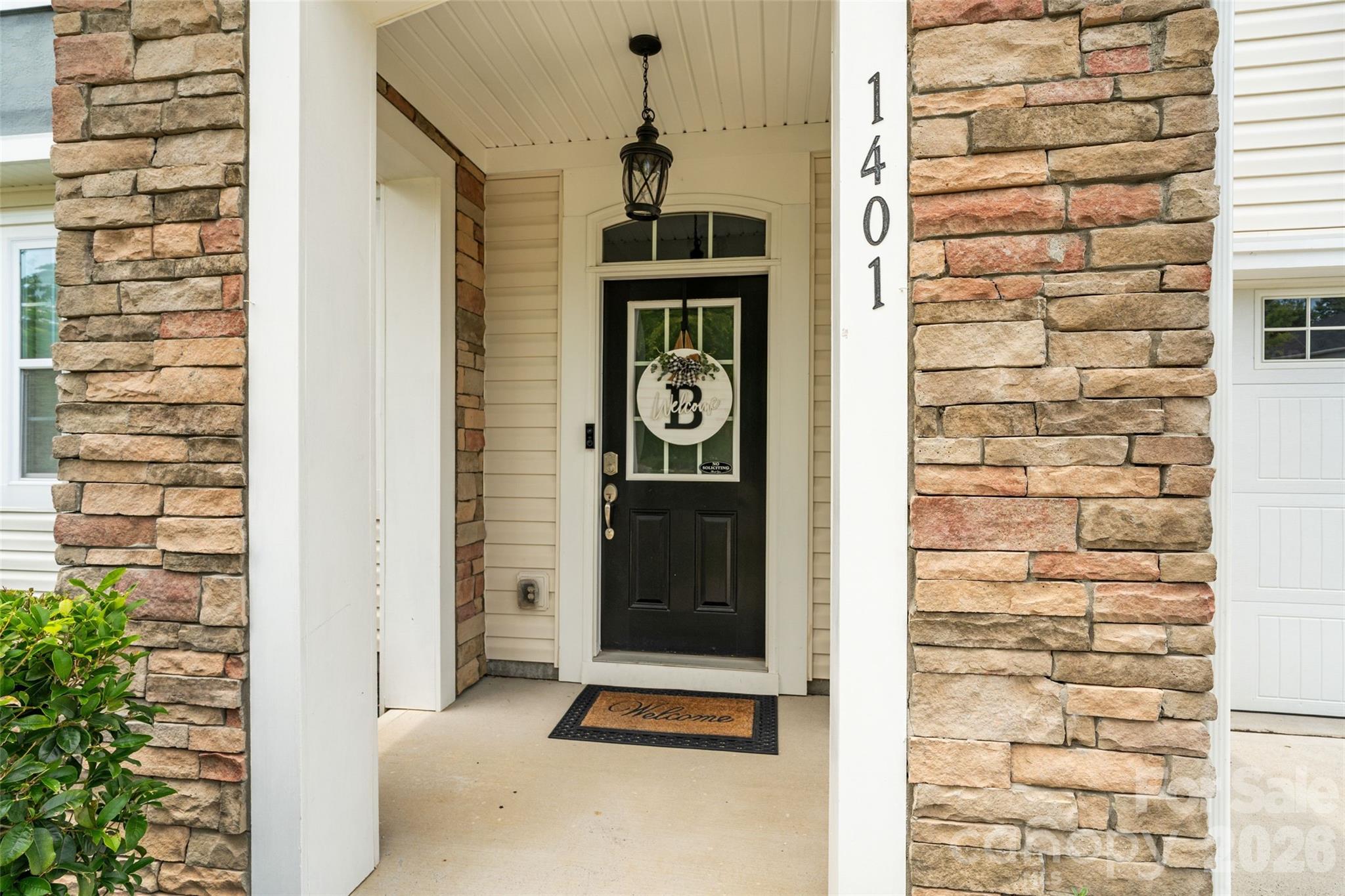 1401 Kings Grove Drive — York