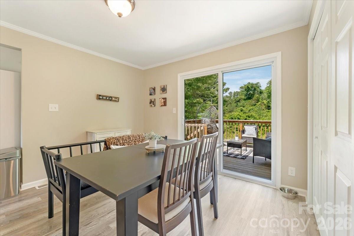 2294 Country Club Drive — Lancaster