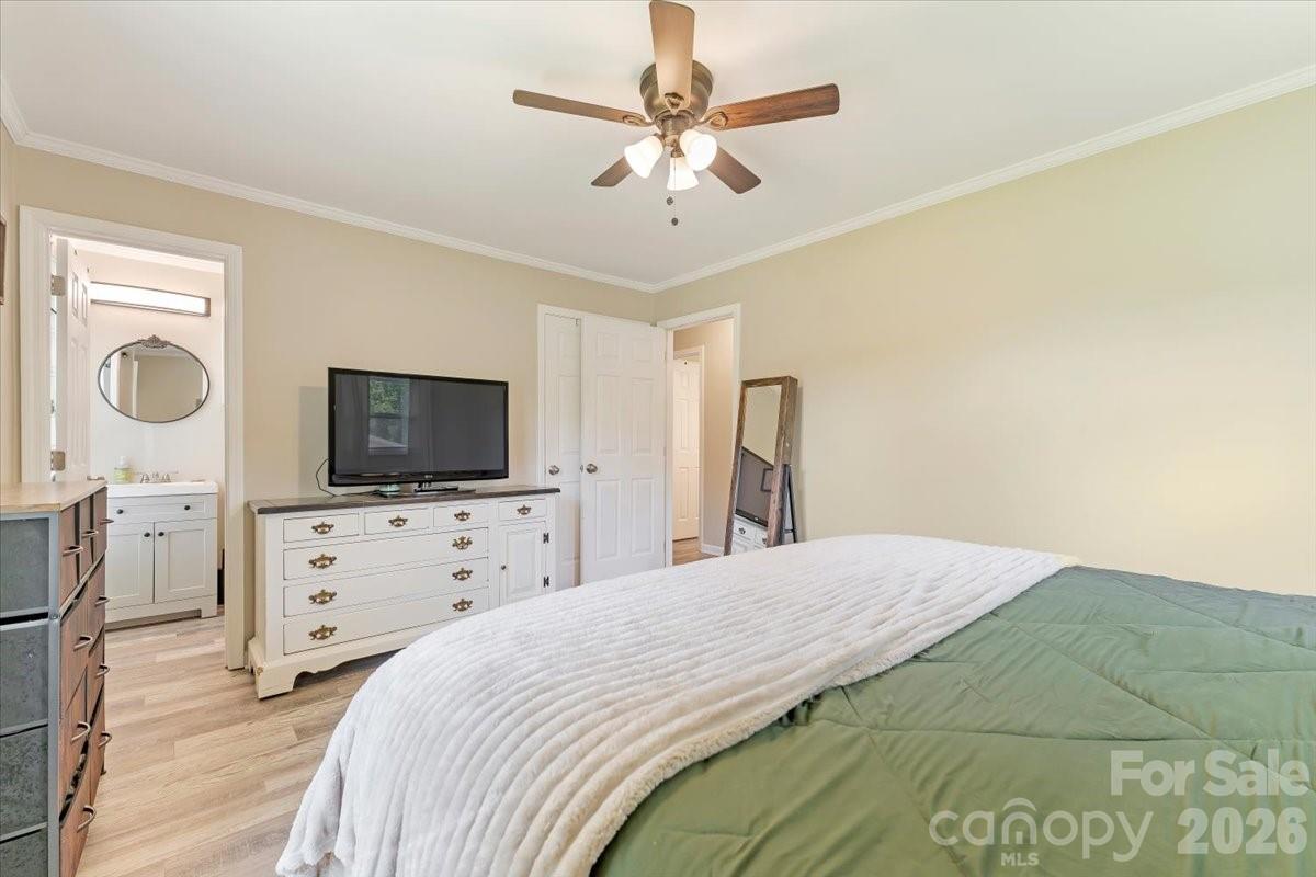 2294 Country Club Drive — Lancaster