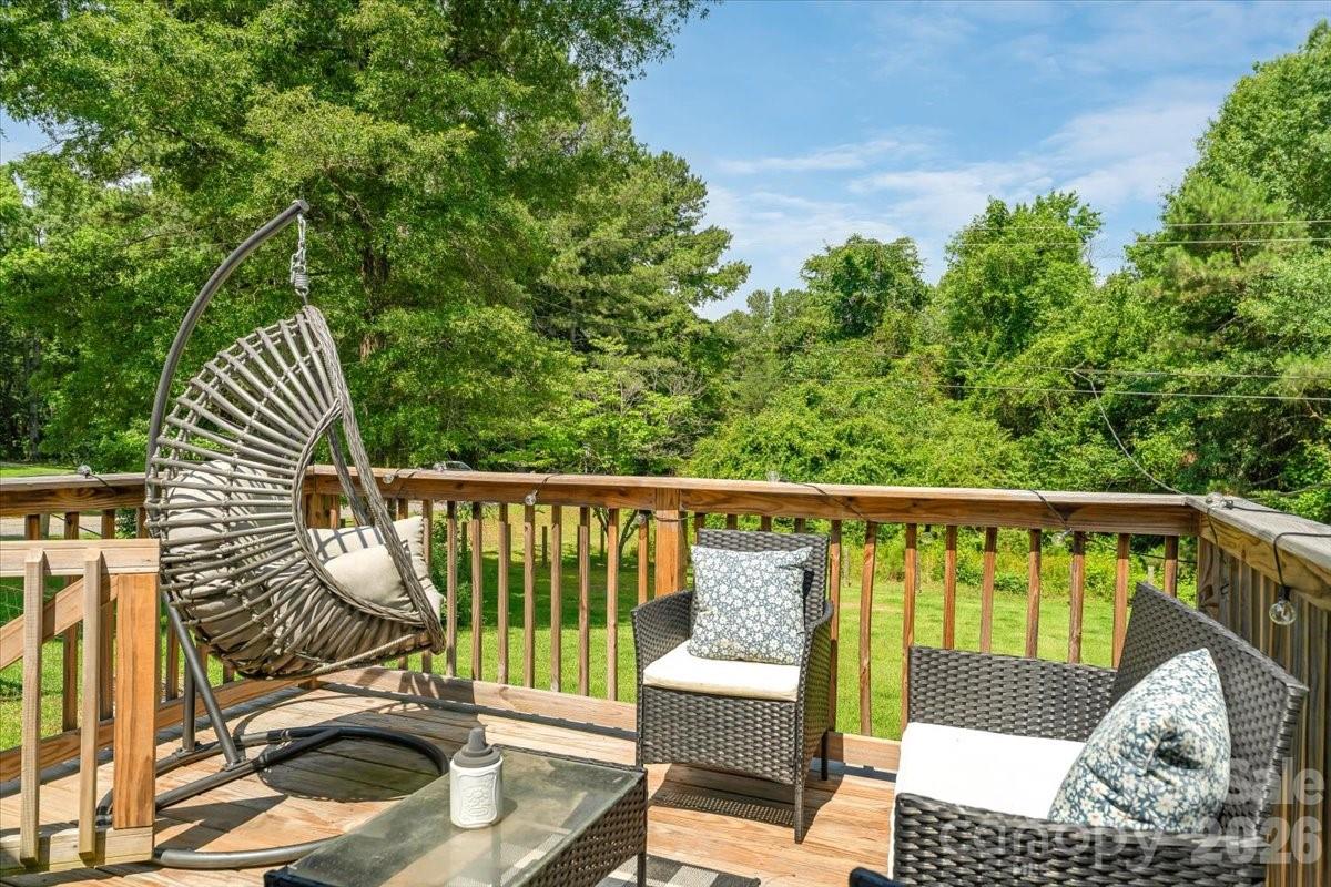 2294 Country Club Drive — Lancaster
