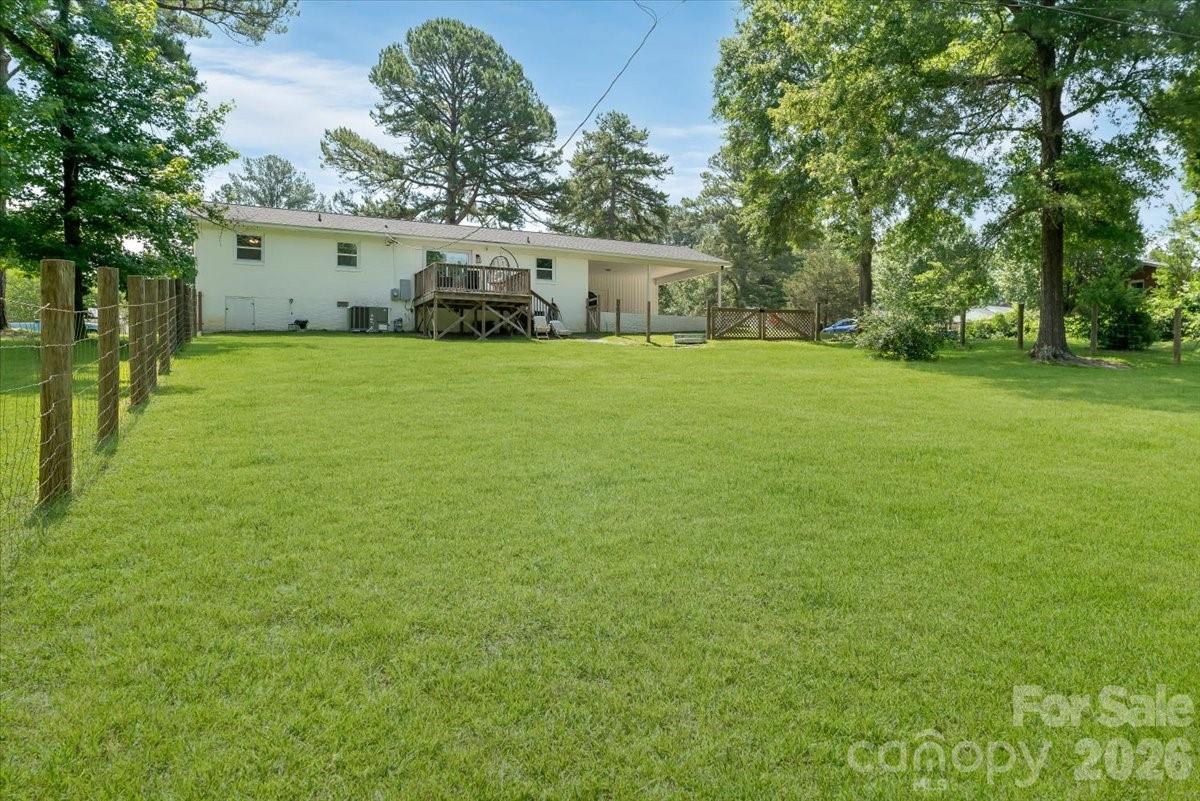 2294 Country Club Drive — Lancaster