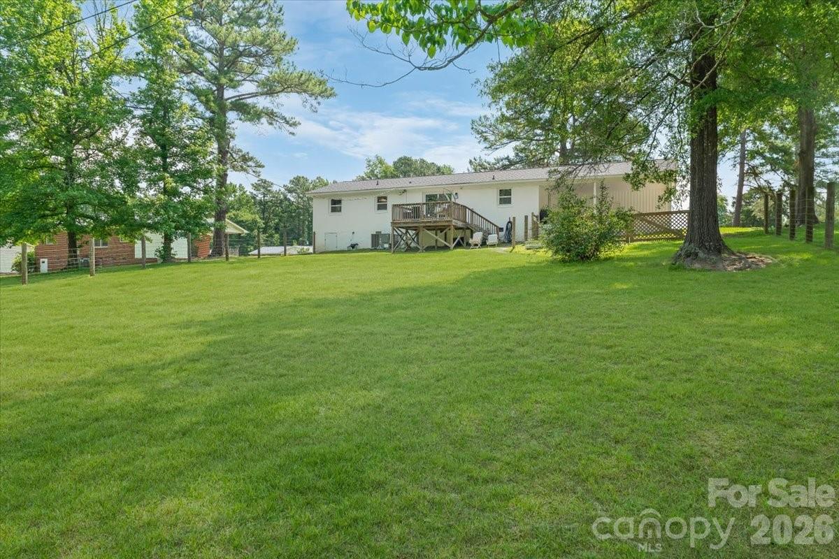 2294 Country Club Drive — Lancaster