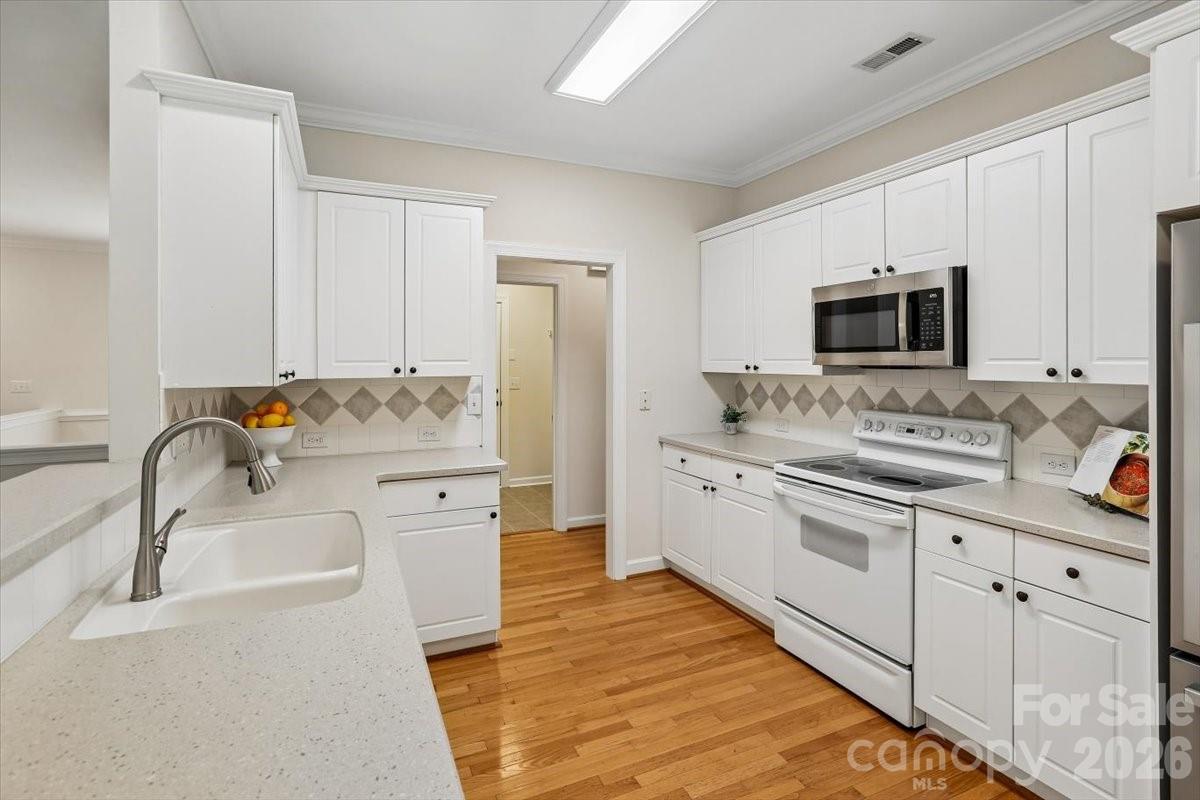 6318 Stephens Grove Lane — Huntersville