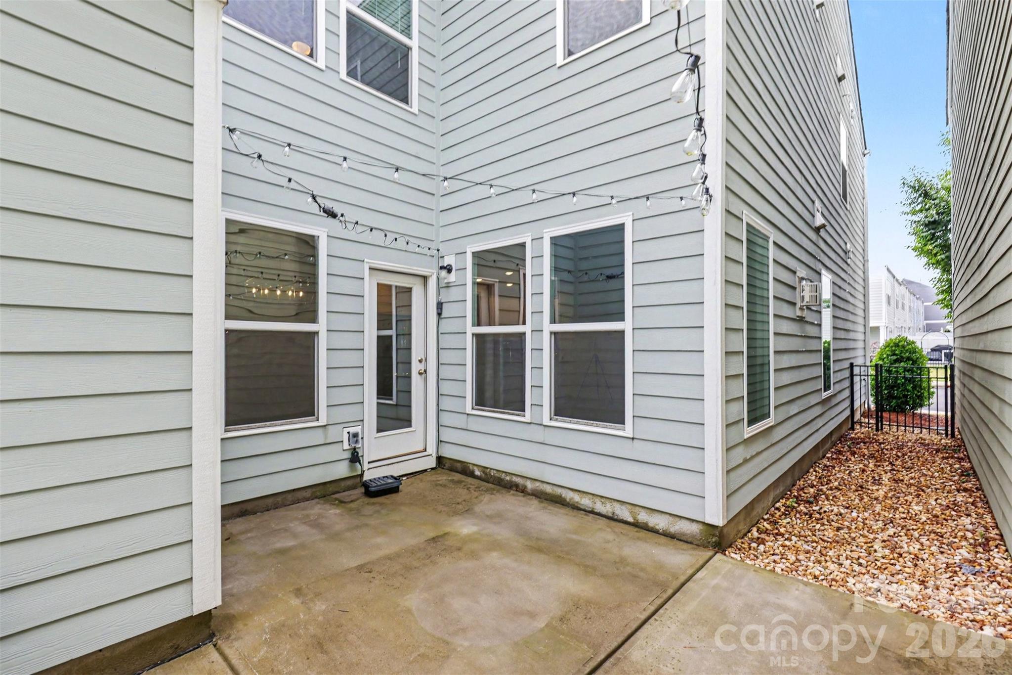 808 Lyndon Station Drive — Pineville