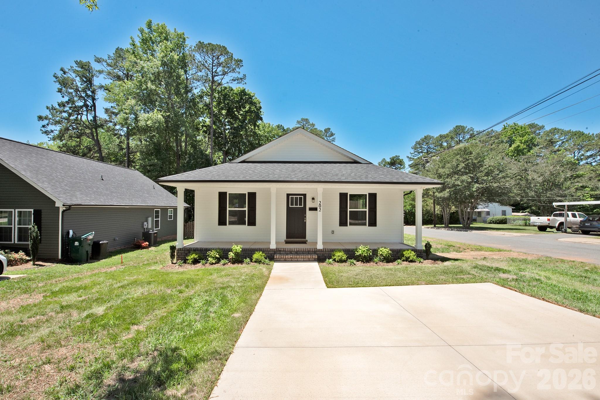 202 Old Rockwell Road — China Grove