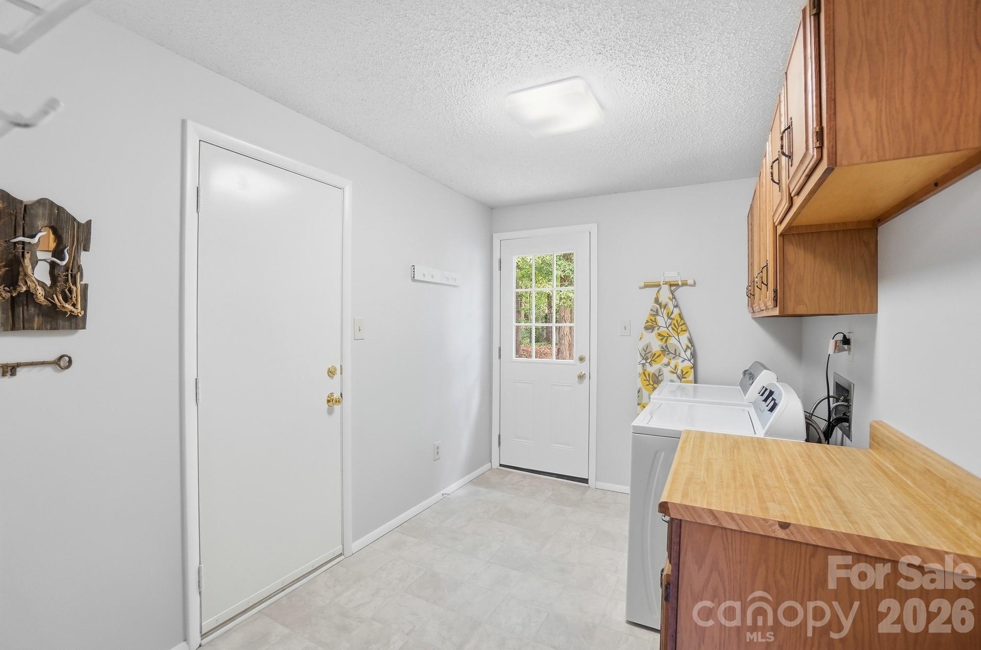 8211 Mahogany Drive — Charlotte