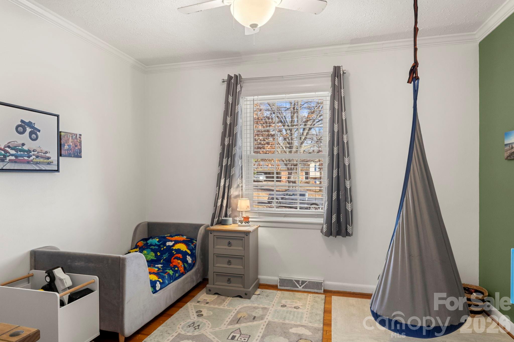 912 Parkwood Road — Shelby