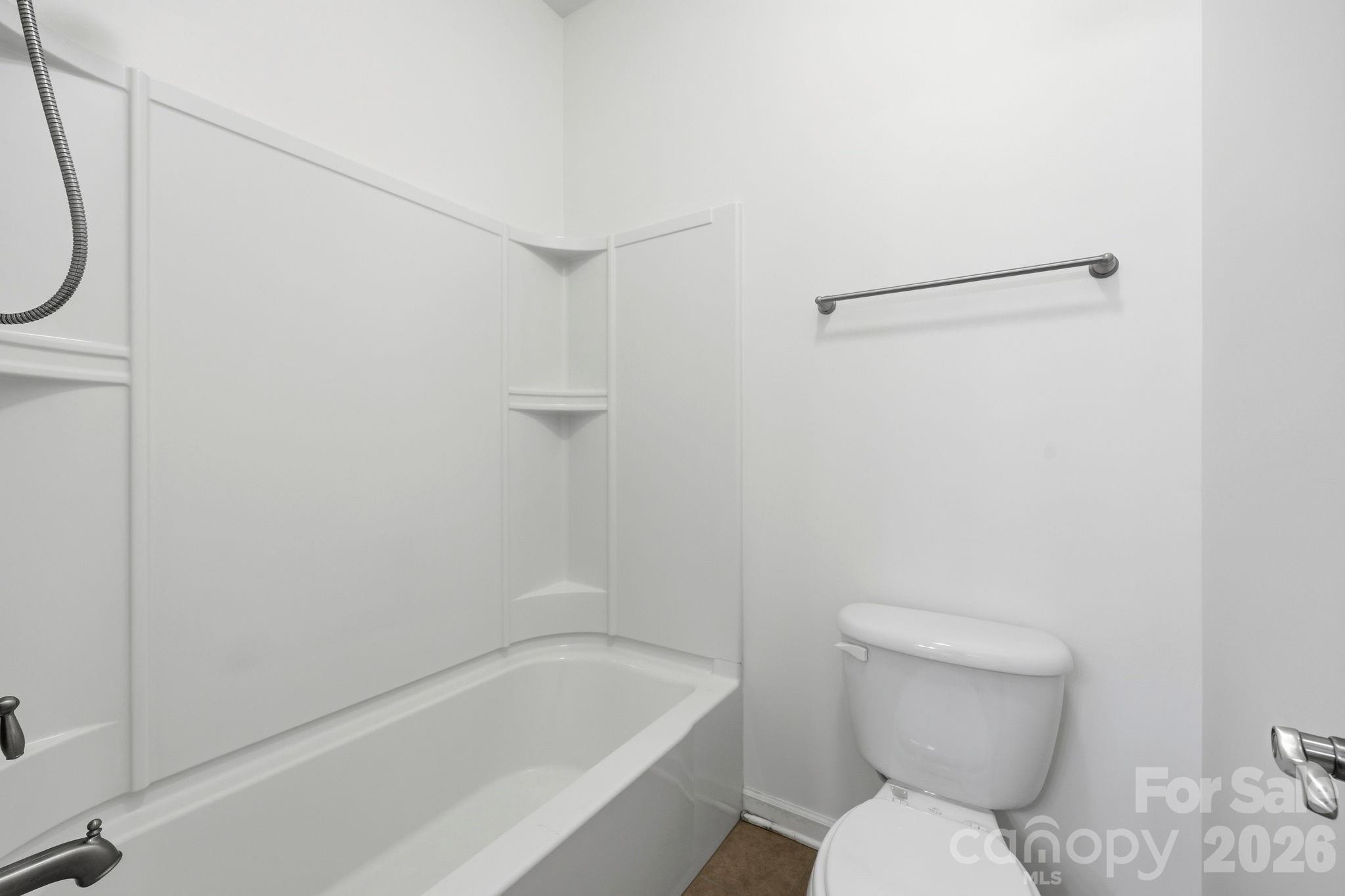 9900 Flower Bonnet Avenue NW — Concord