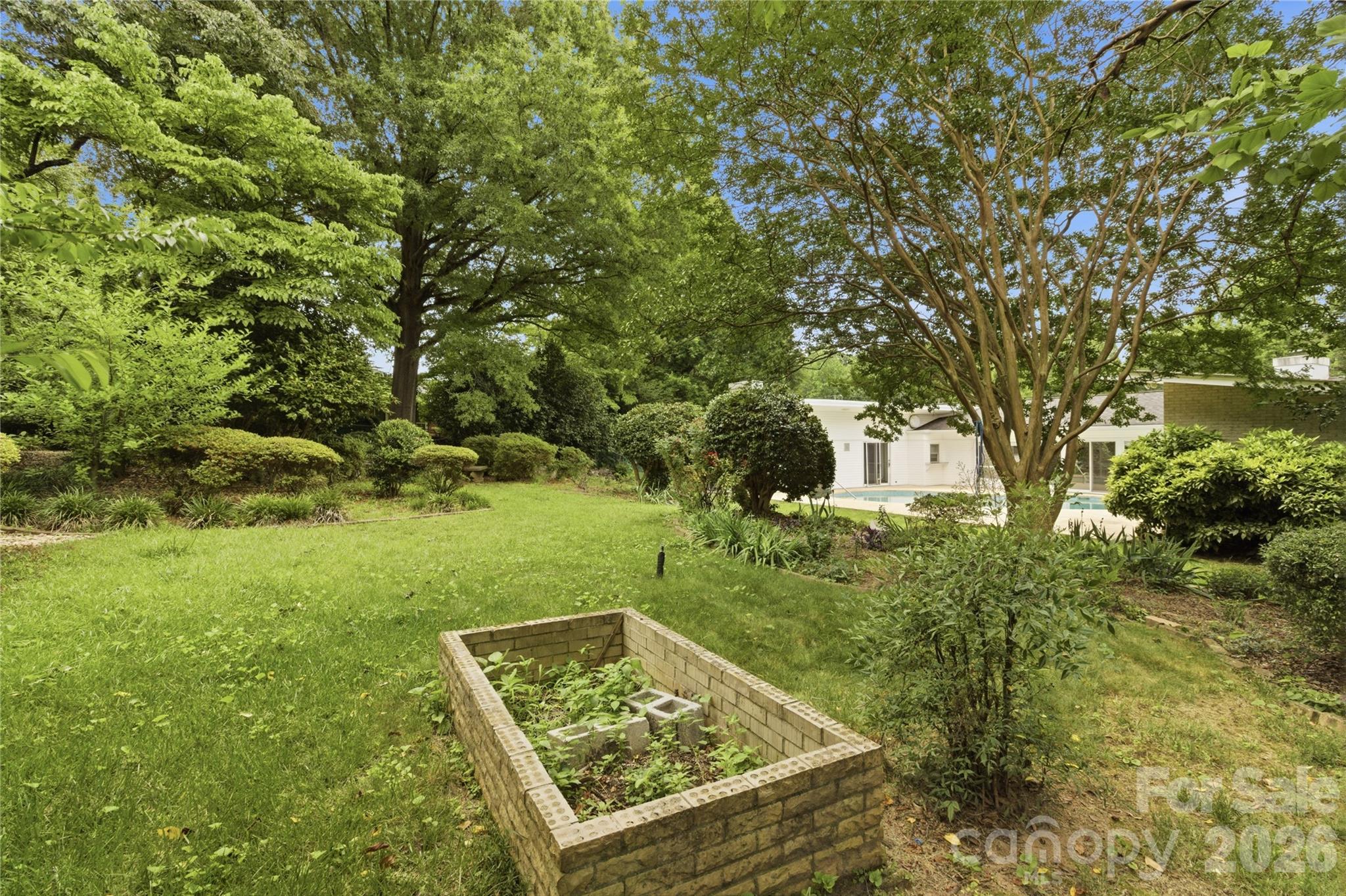 938 Sandswood Drive — Gastonia