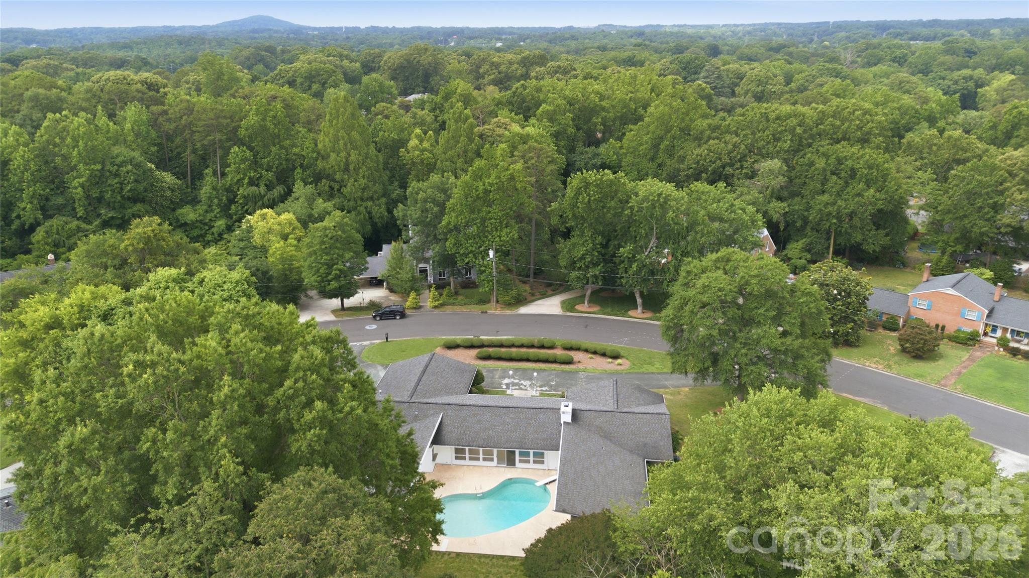 938 Sandswood Drive — Gastonia