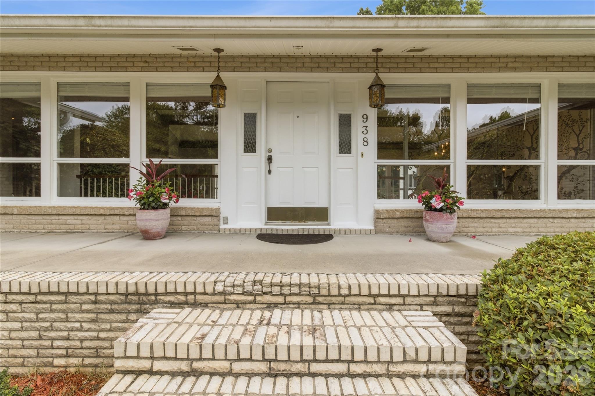 938 Sandswood Drive — Gastonia