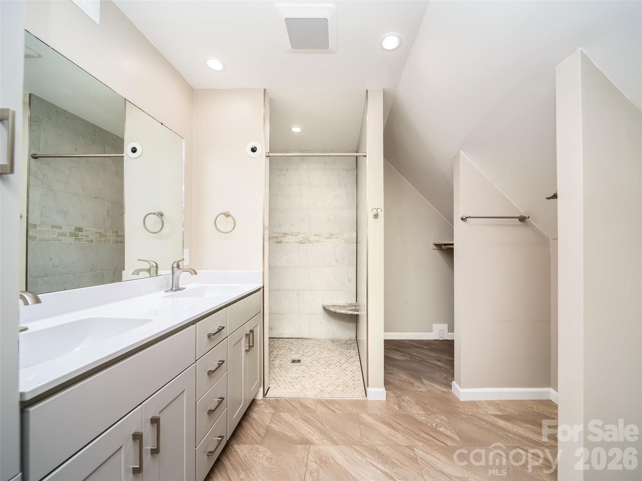 103 Woodburn Drive — Swannanoa