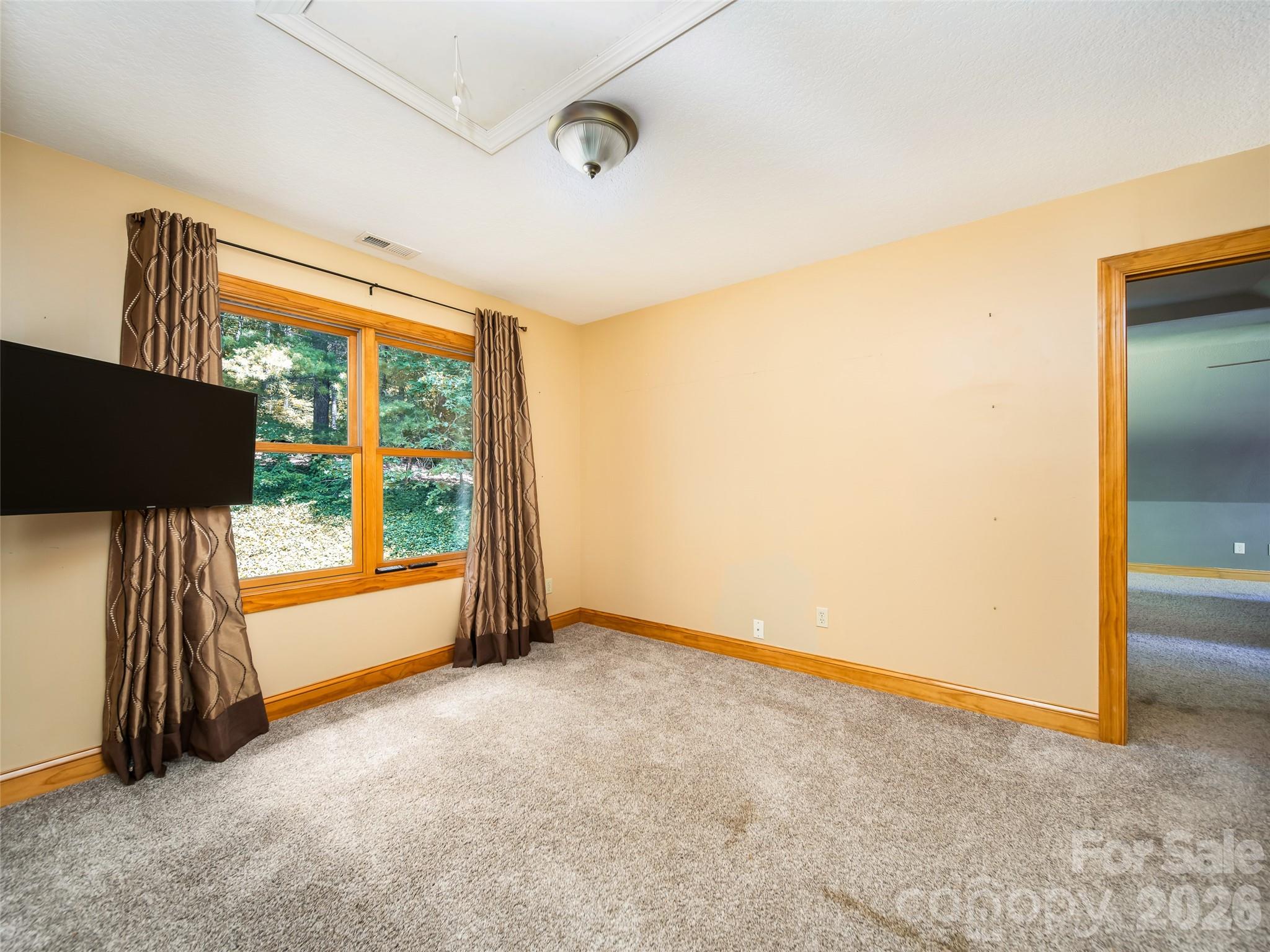 103 Woodburn Drive — Swannanoa