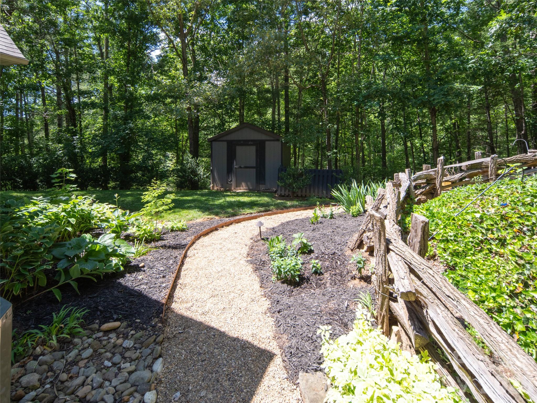 103 Woodburn Drive — Swannanoa