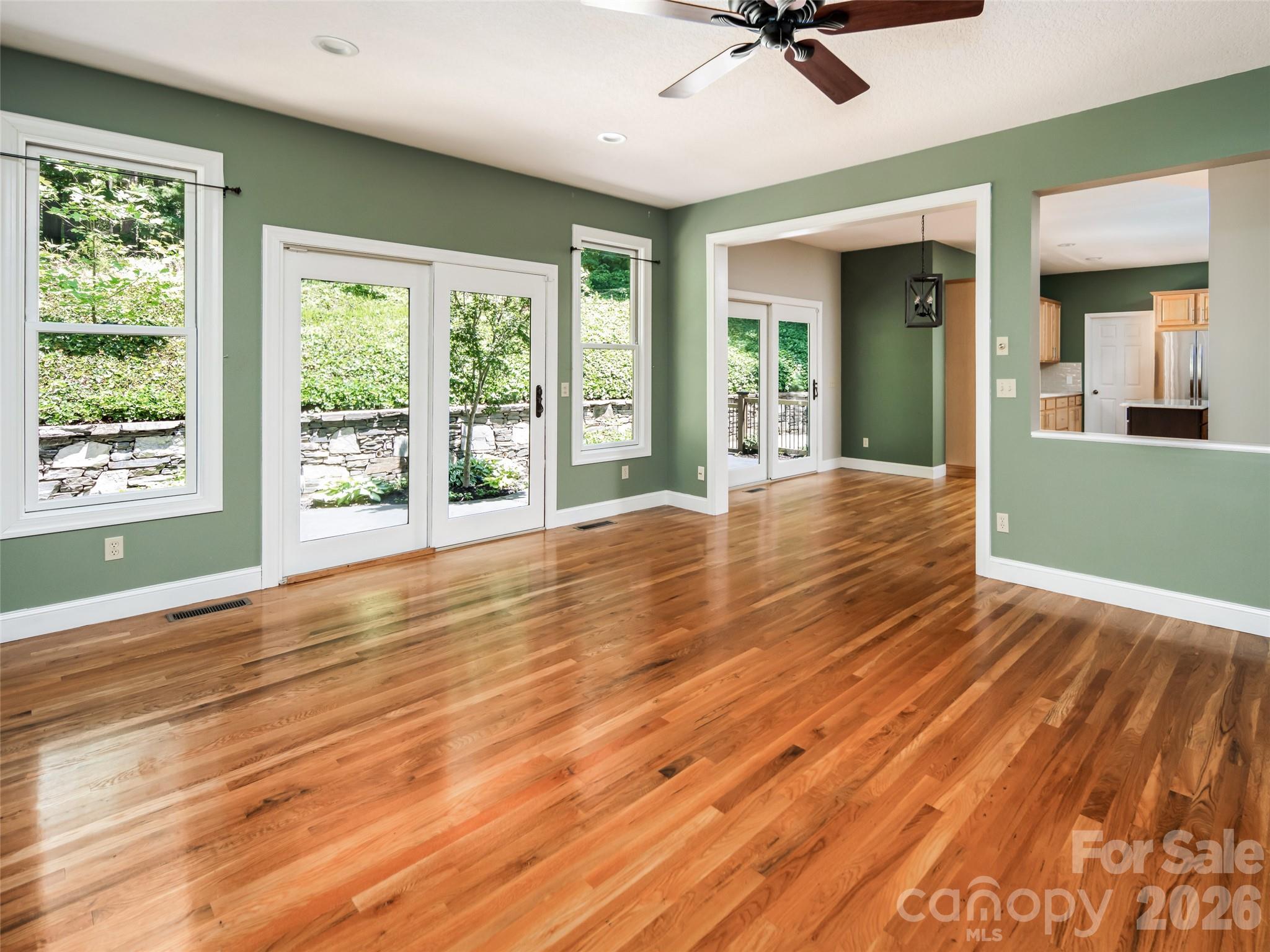103 Woodburn Drive — Swannanoa