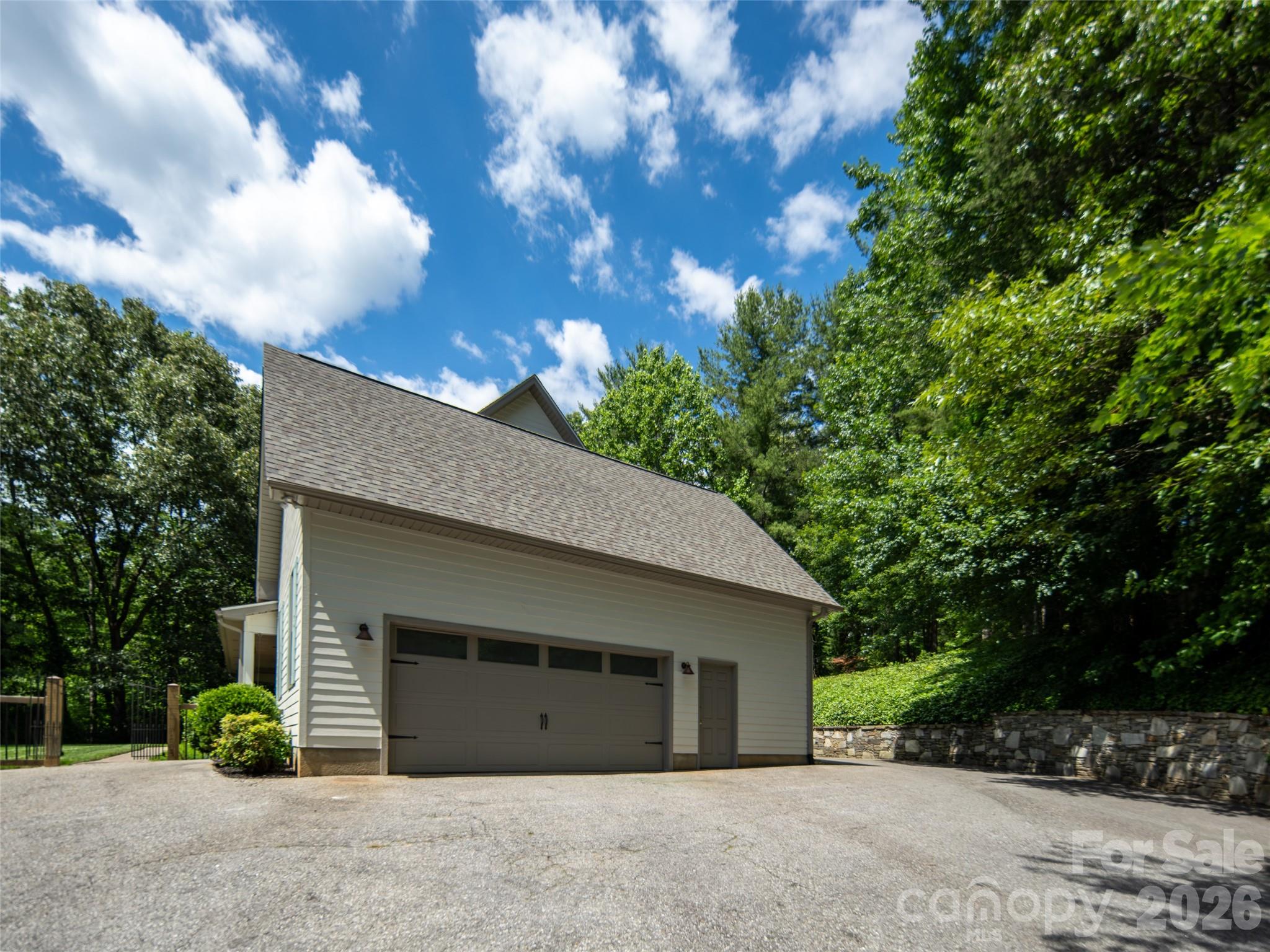 103 Woodburn Drive — Swannanoa