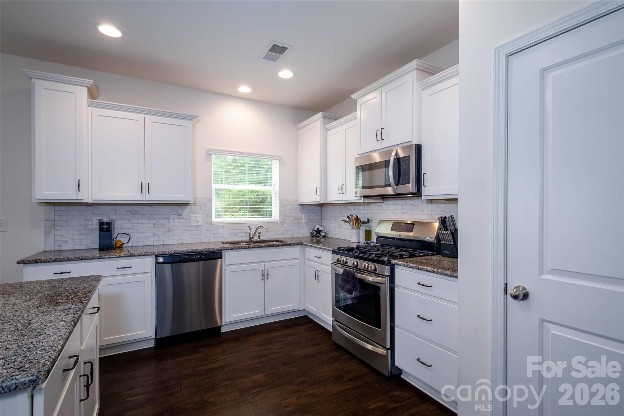 5415 Fenway Drive — Charlotte