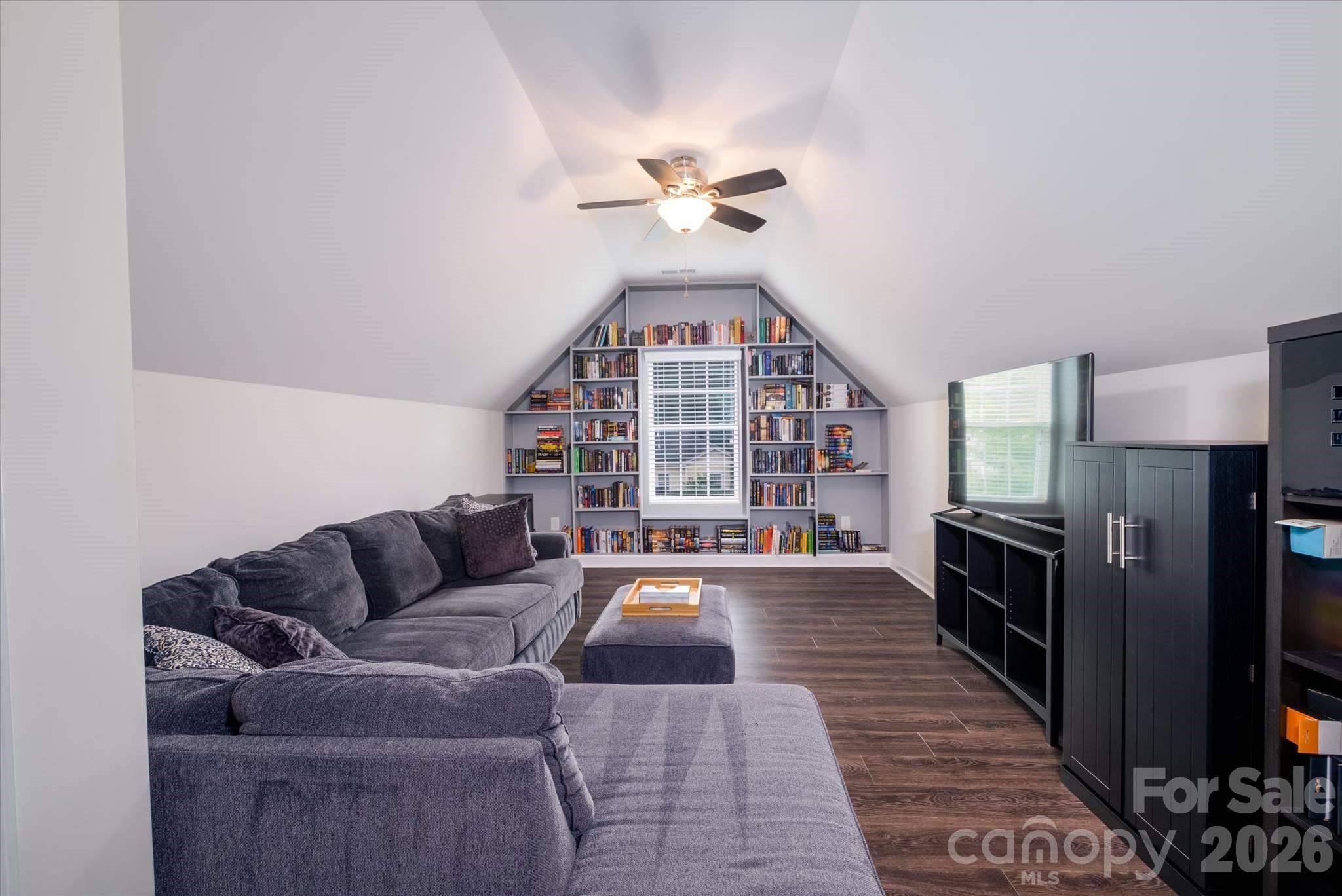 5415 Fenway Drive — Charlotte